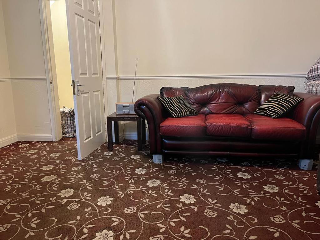 Wolverhampton Vacations - Amazing Entire Home in Wolverhampton - Property Image 18