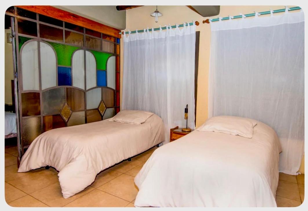Casa Huesped 3 El preferido para las familias, hermoso jardín, ideal para descansar !!