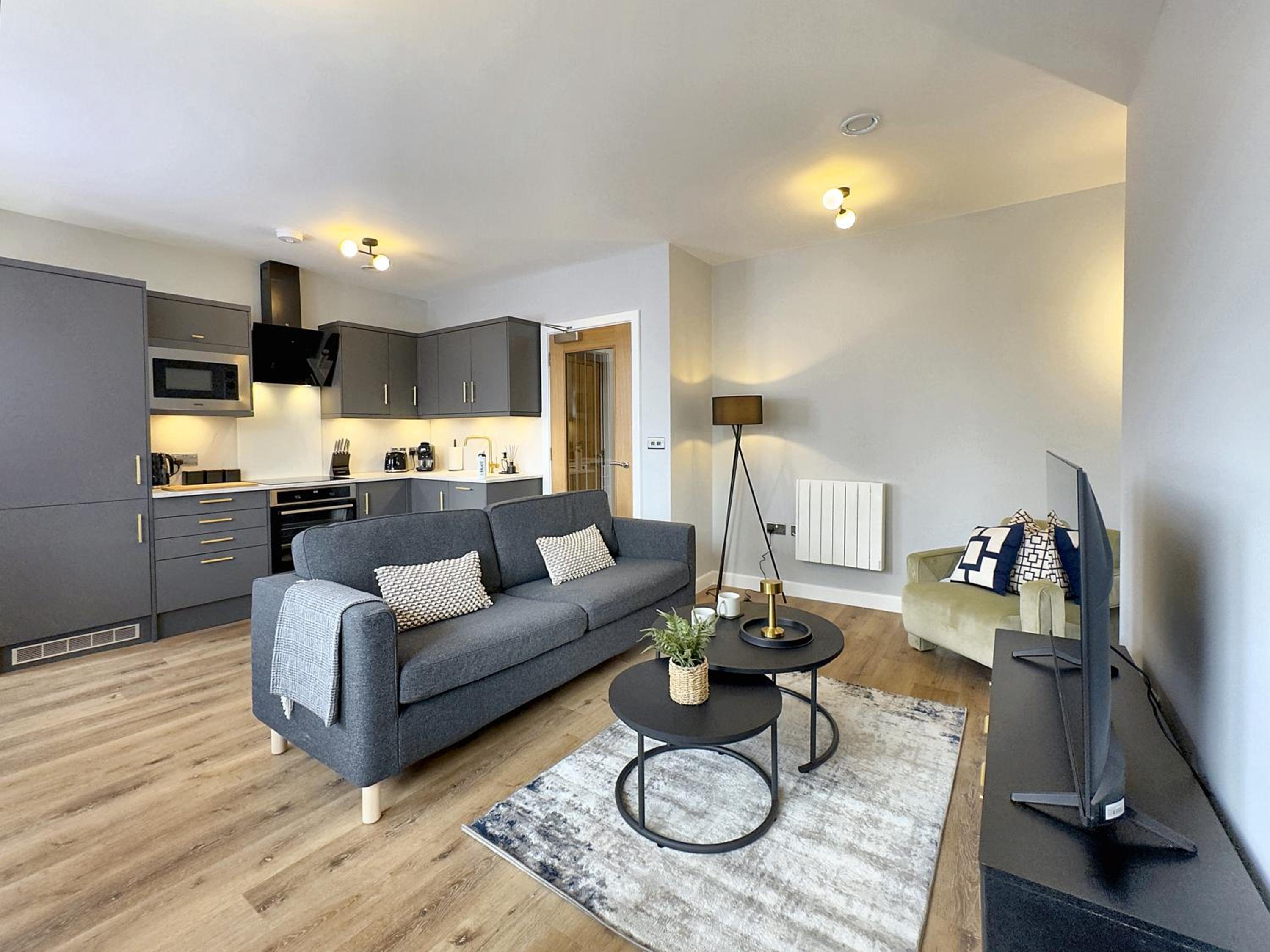 Harrogate House Apt 2 - Stylish Central Flat view 3