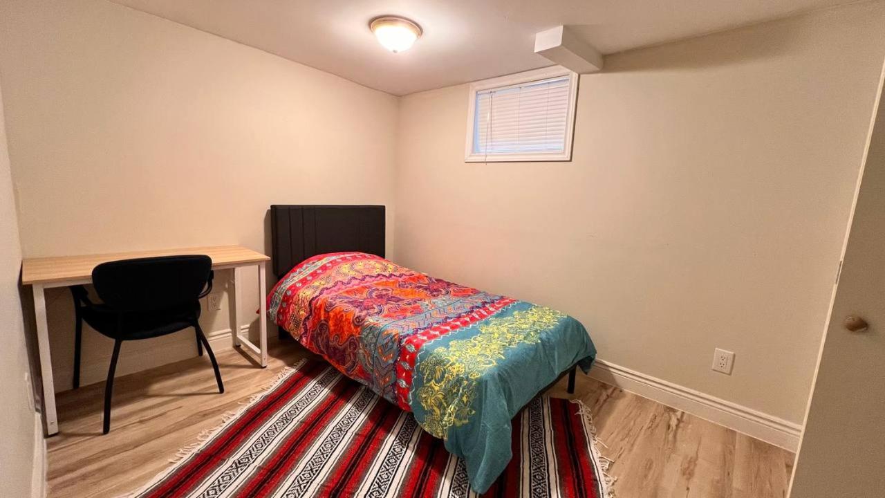 Affordable Downtown Private Rooms