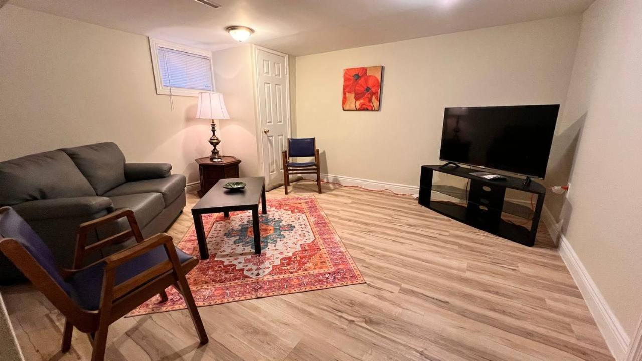 Affordable Downtown Private Rooms