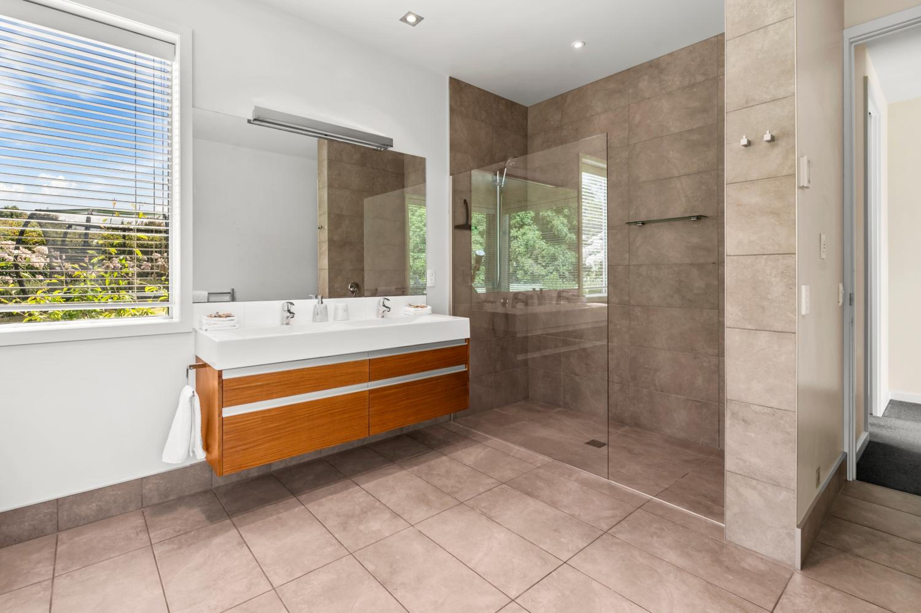 Hepina Heights Retreat Taupo Kinloch
