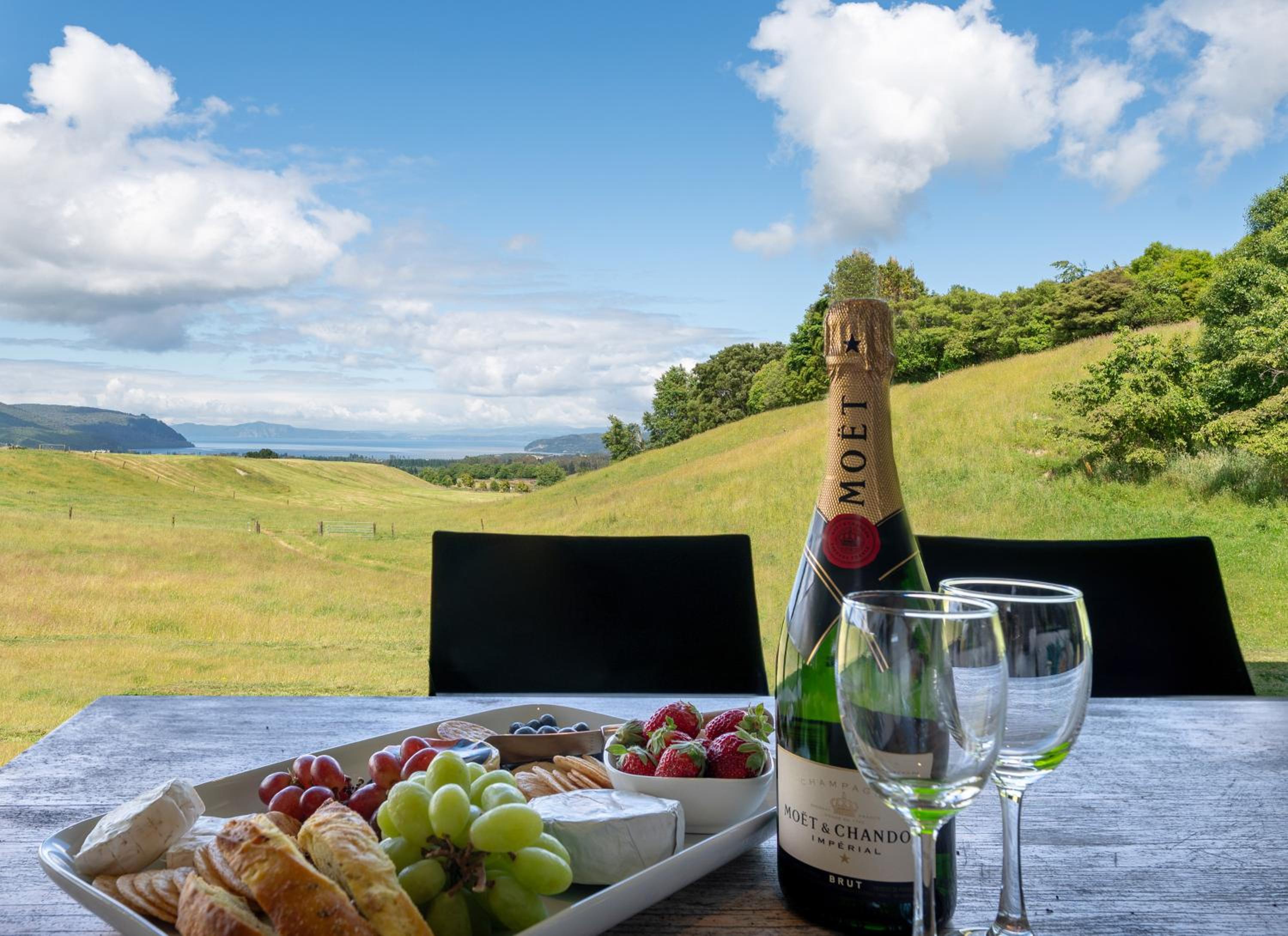 Hepina Heights Retreat Taupo Kinloch
