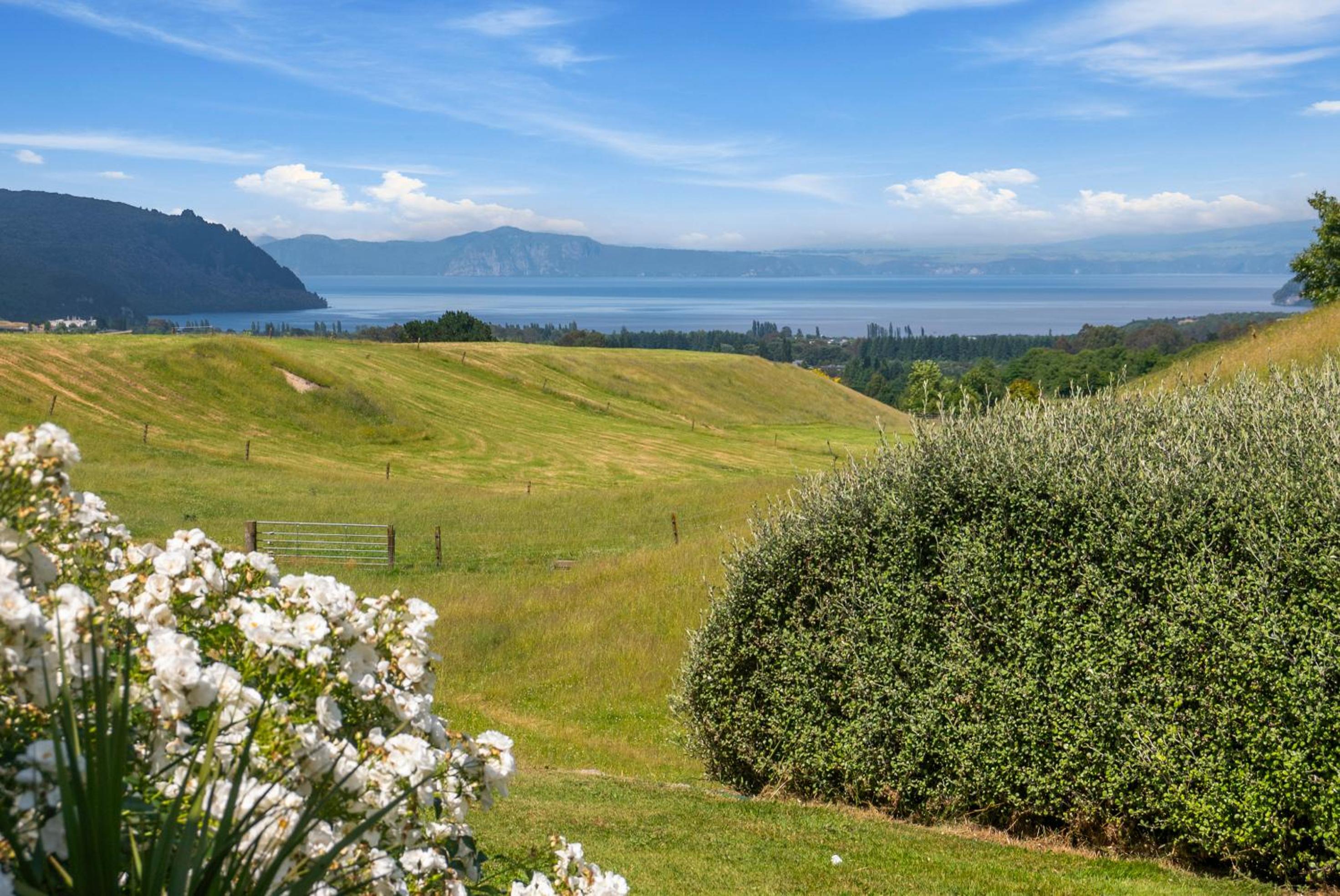 Hepina Heights Retreat Taupo Kinloch