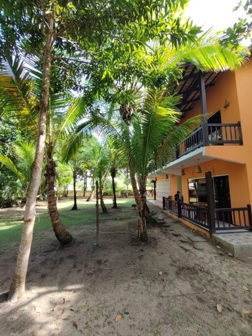 Flat Jardins à 150m da praiada Bombaça