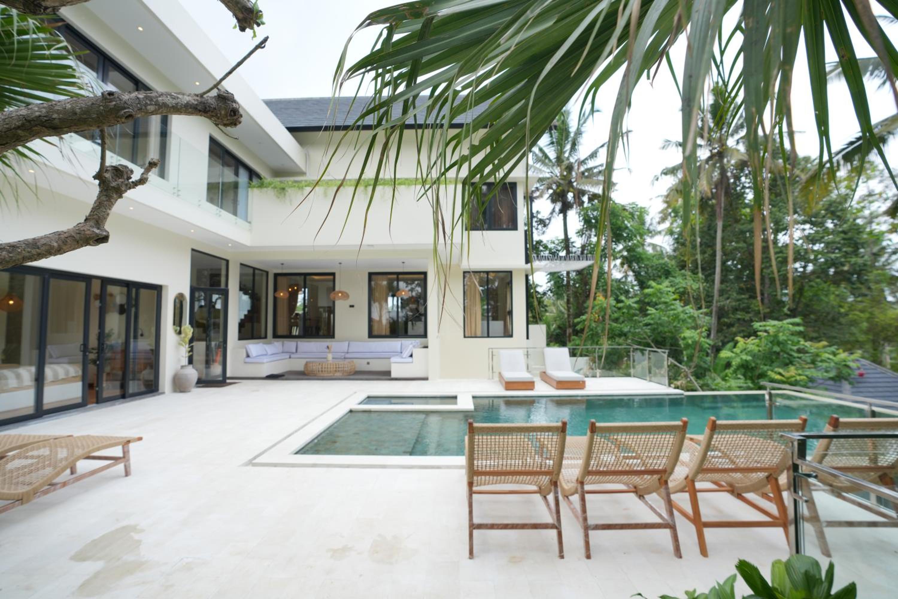 Honey Villa Ubud By Island Escape view 5