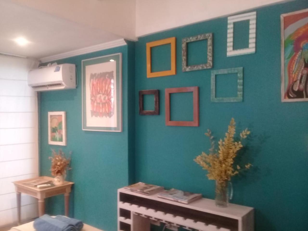 Dark Green House - Chacras de Coria
