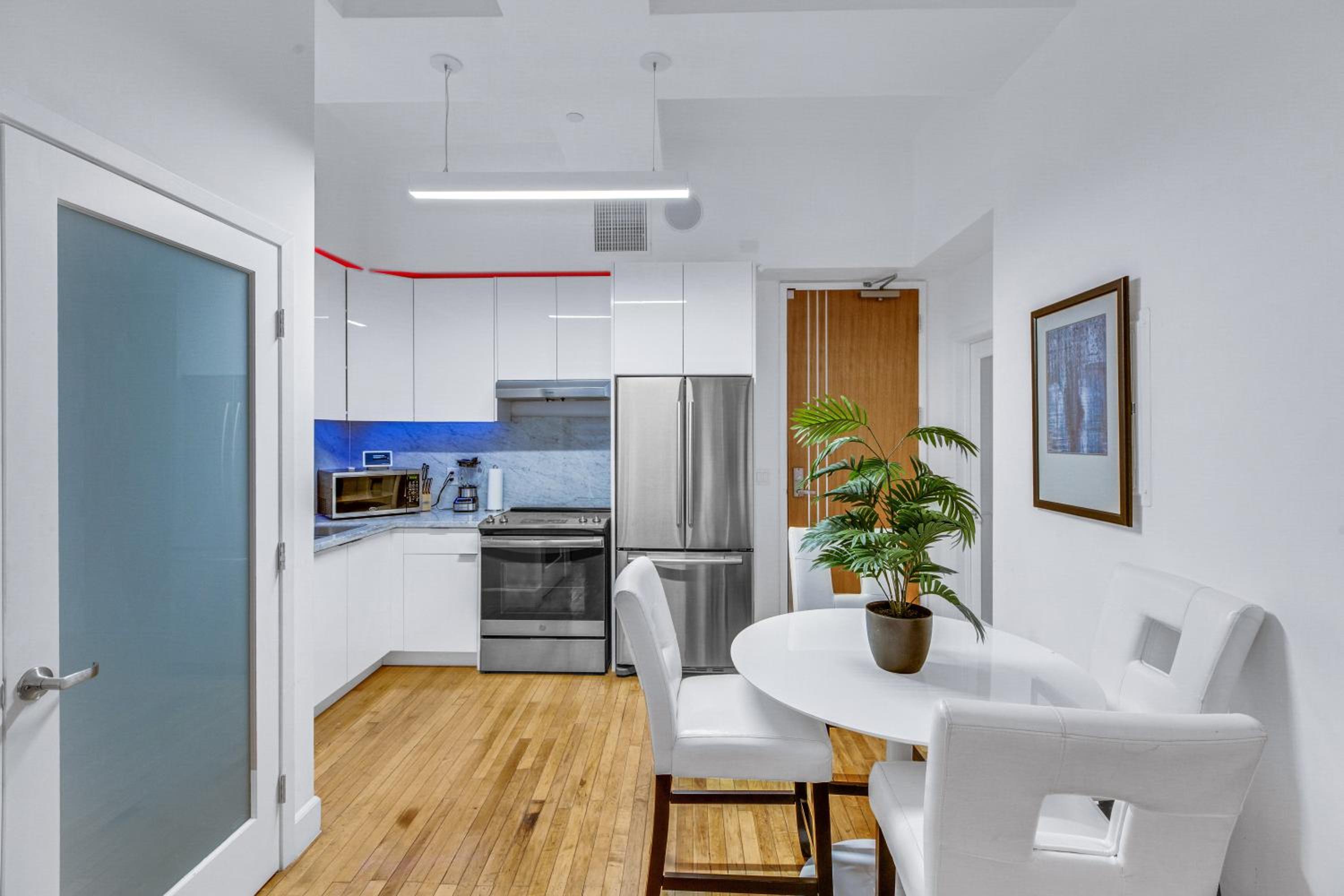 One Lux Stay HWH Downtown Los Angeles