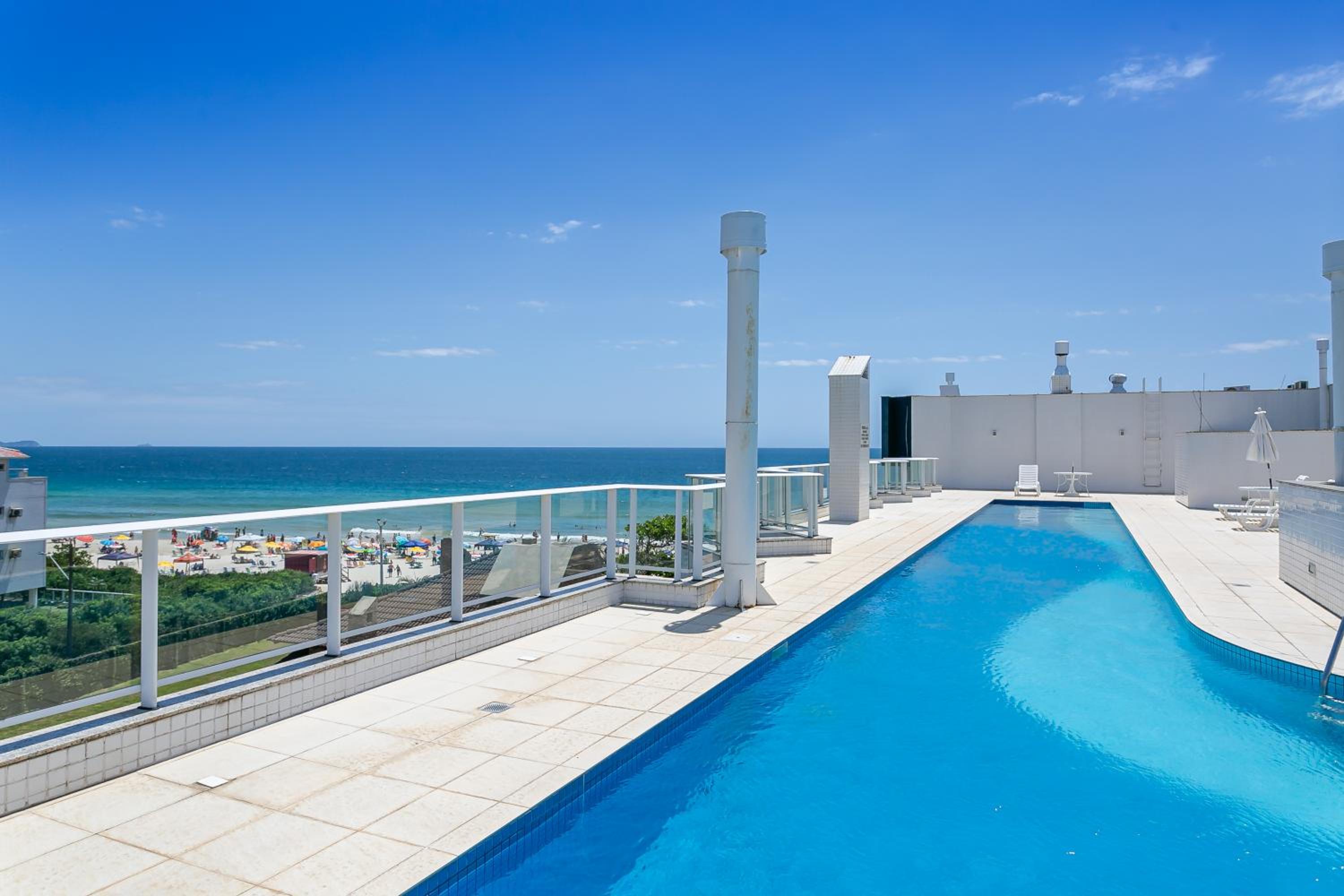 Aquarelle by Viva - Prédio nos Ingleses pé-na-areia com piscina