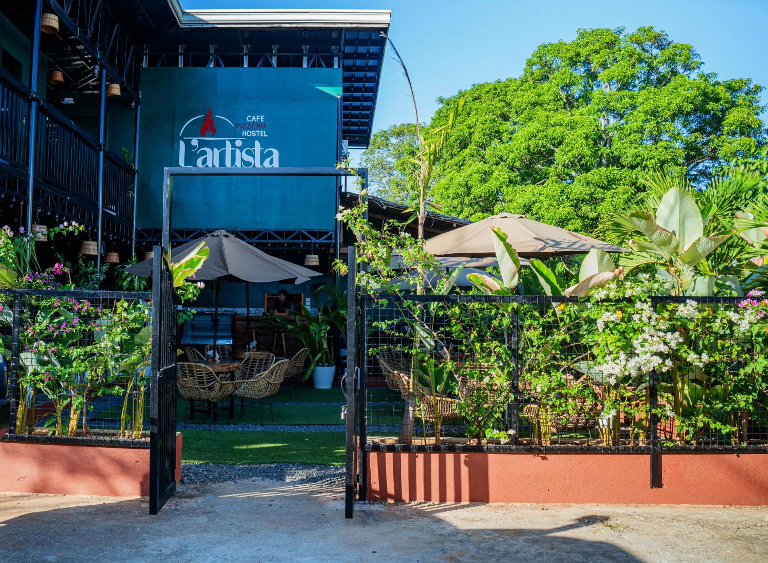 LArtista Hostel