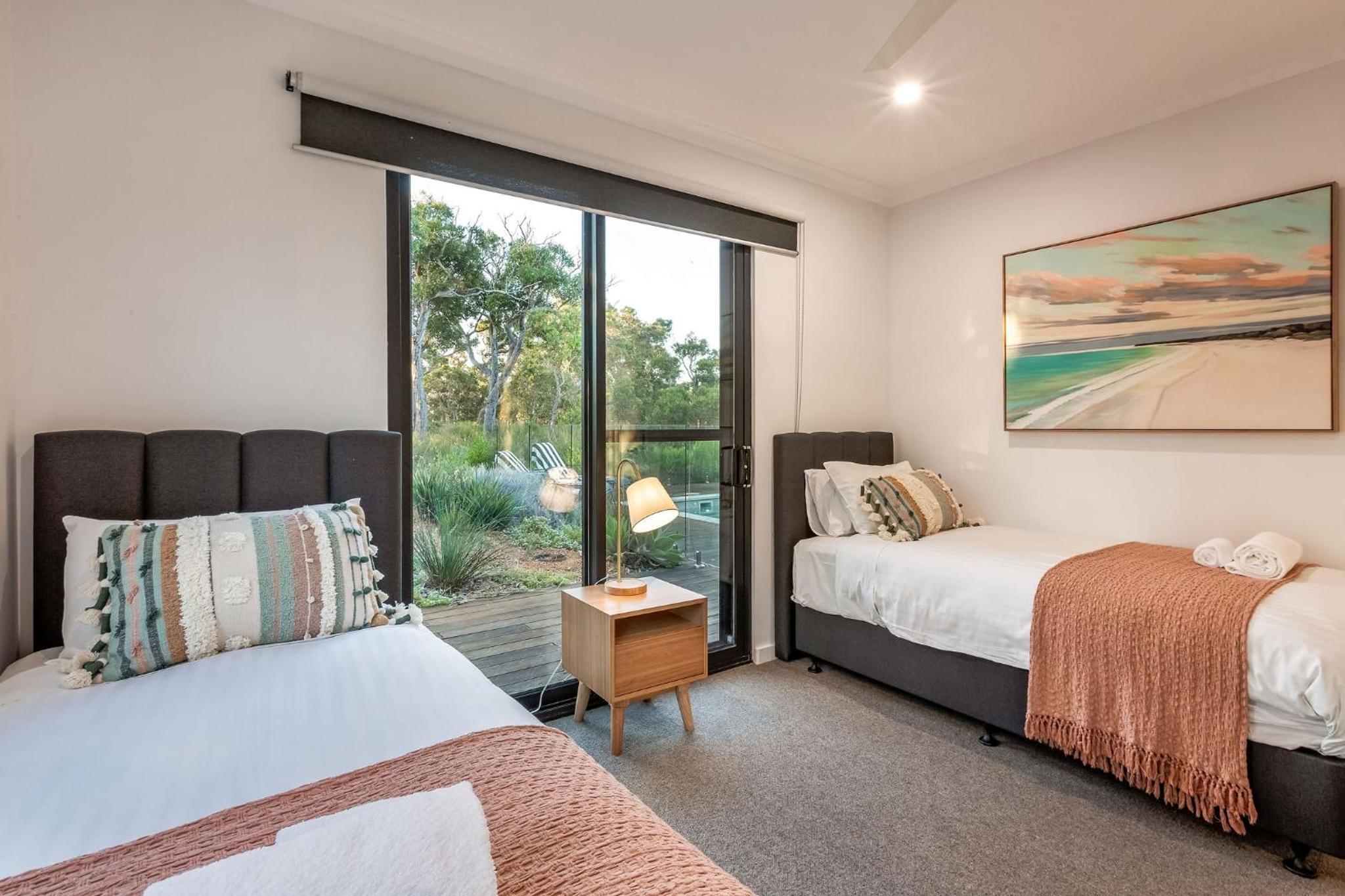 Eagle Rise Plus Studio