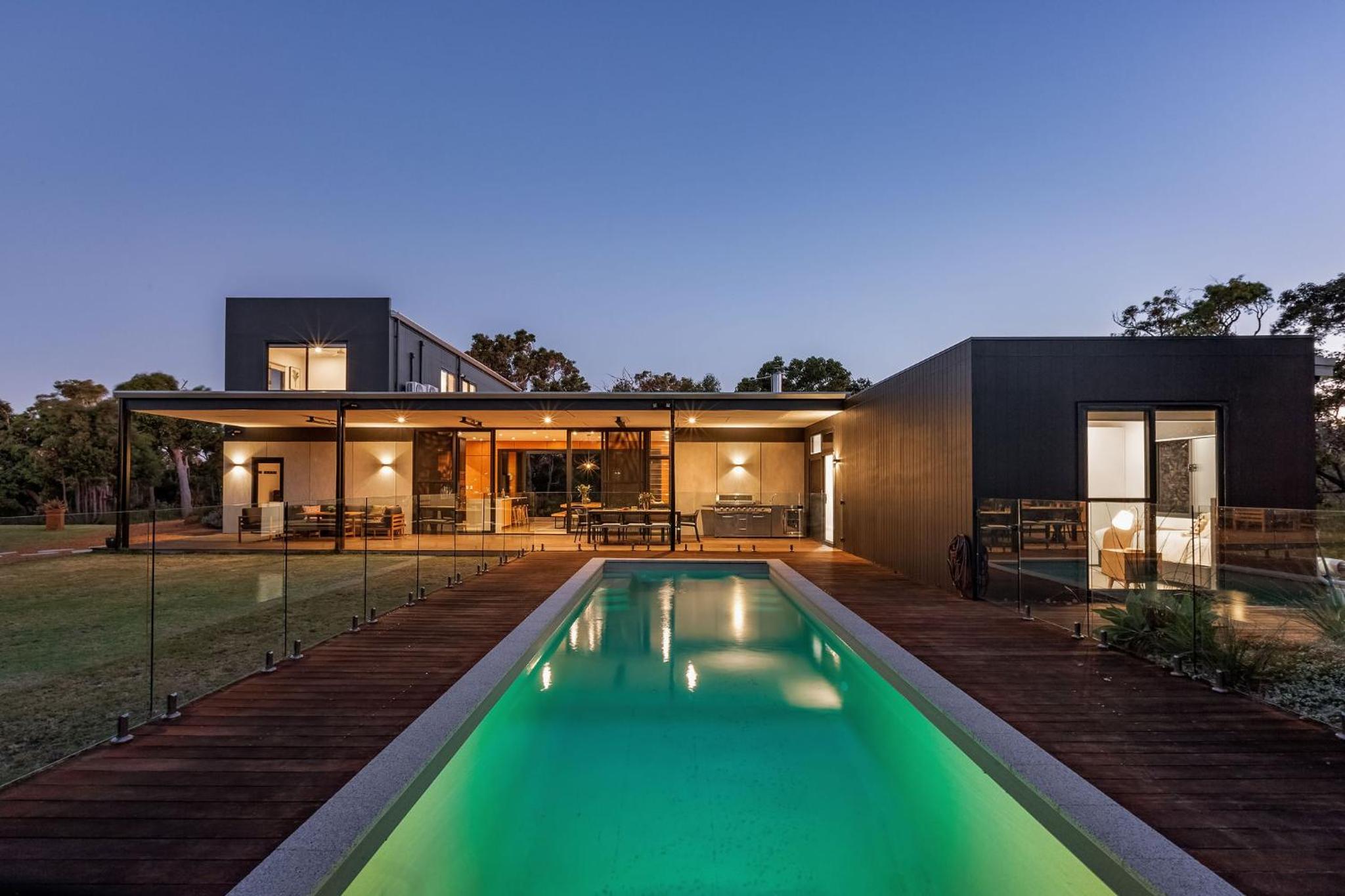 Eagle Rise Plus Studio