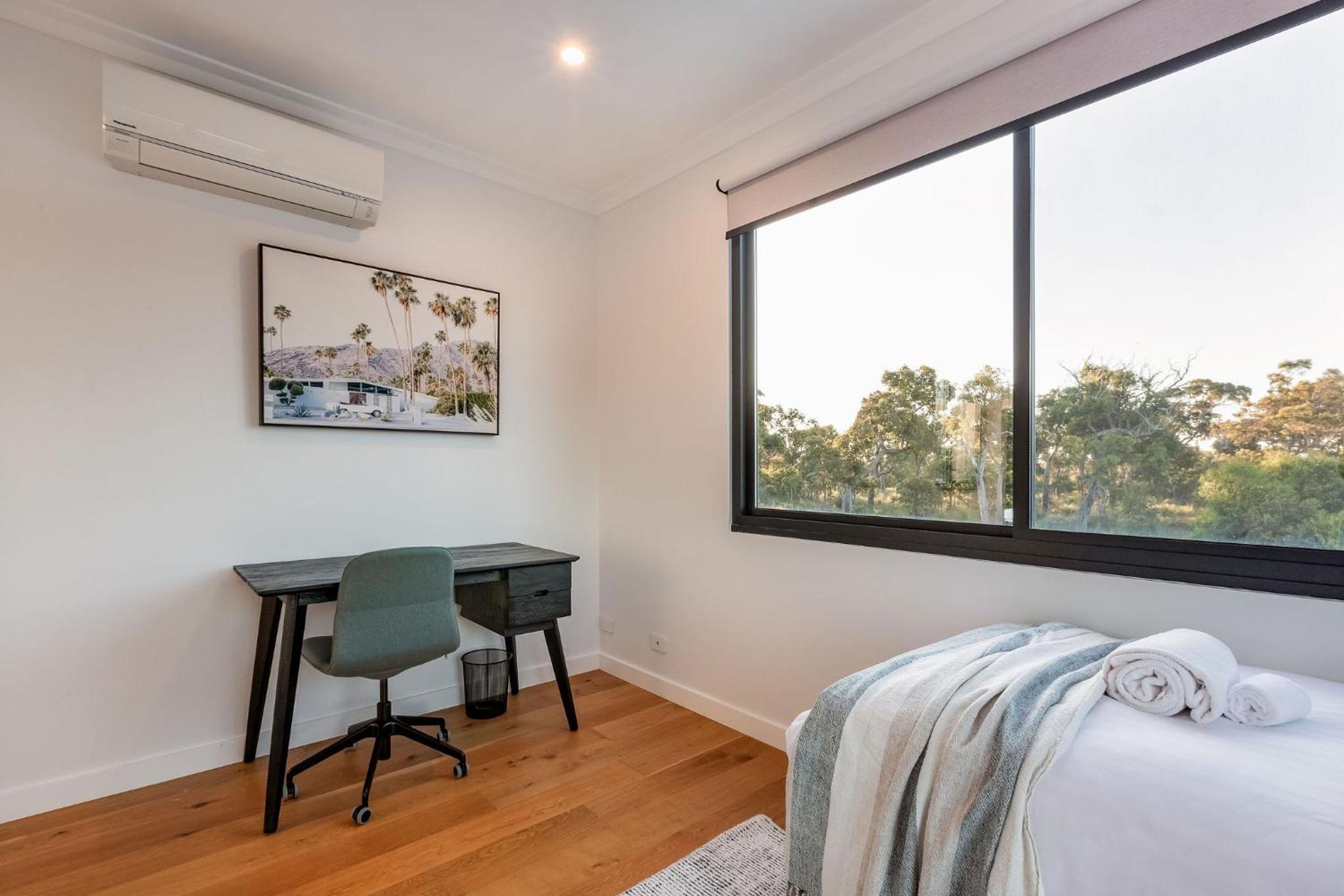 Eagle Rise Plus Studio