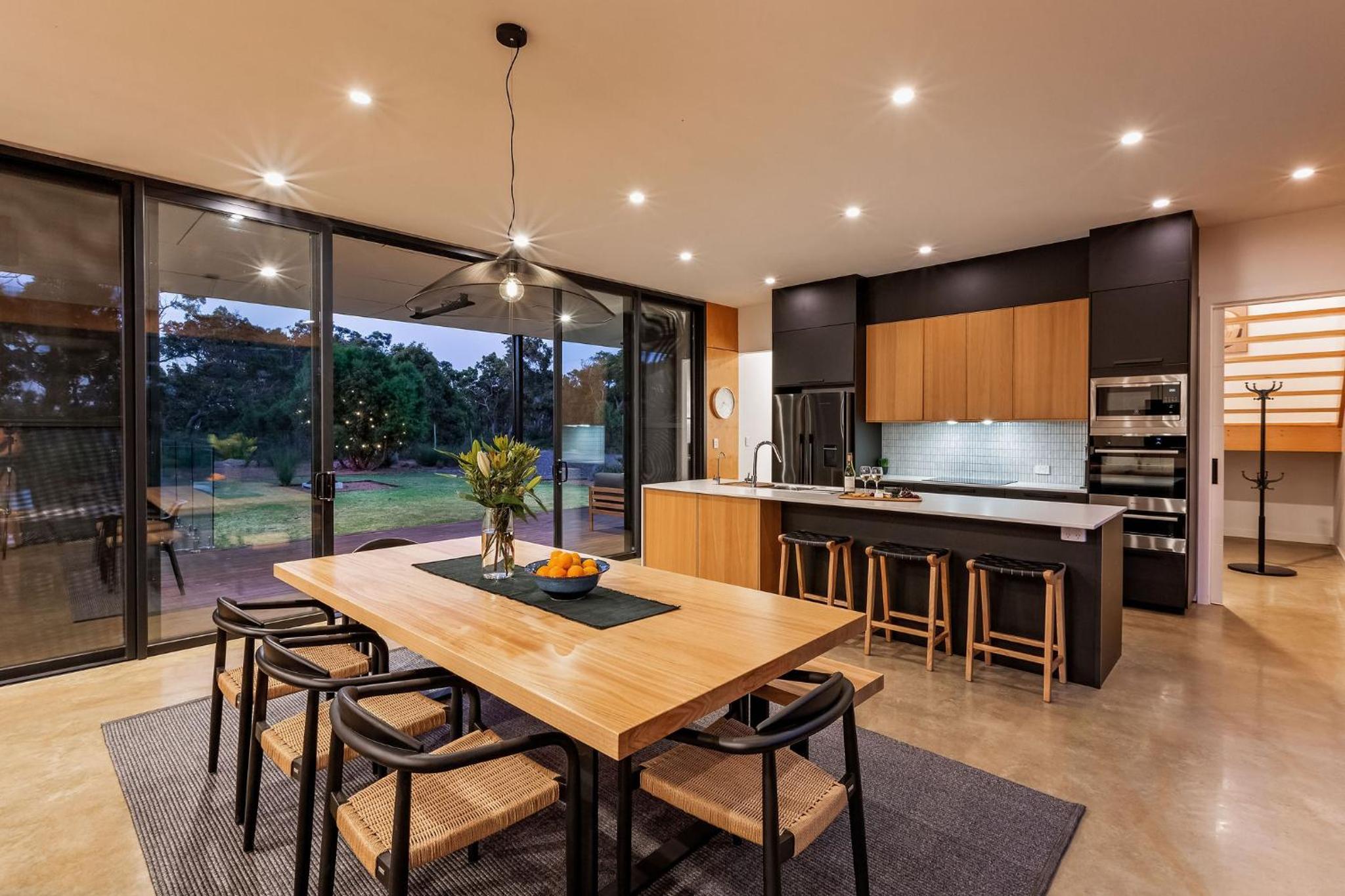 Eagle Rise Plus Studio