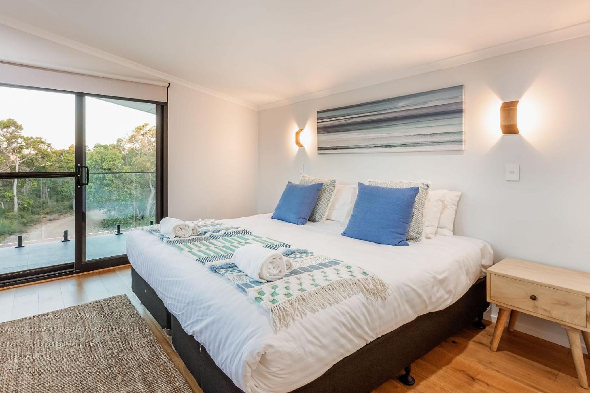 Eagle Rise Plus Studio