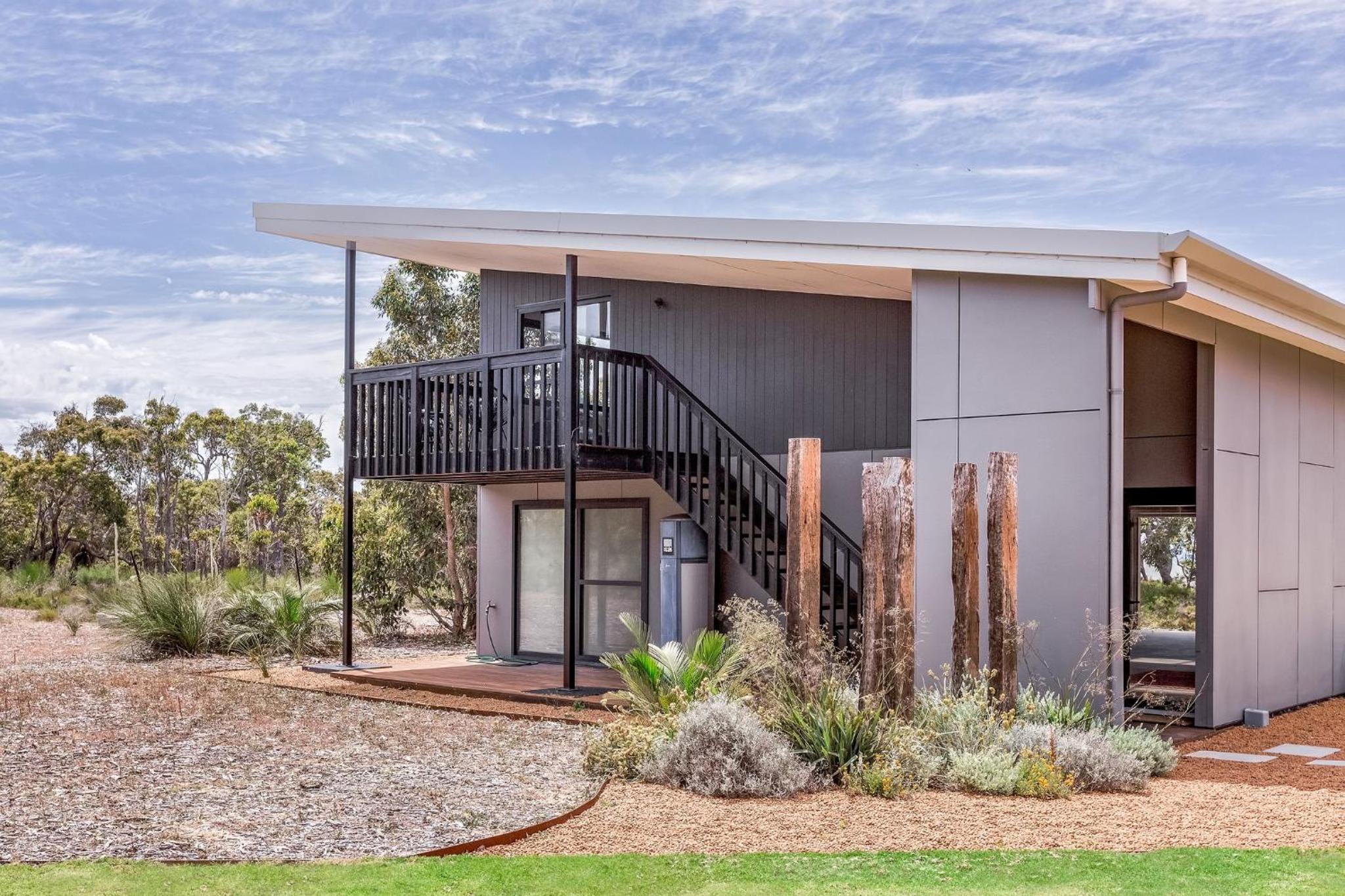 Eagle Rise Plus Studio