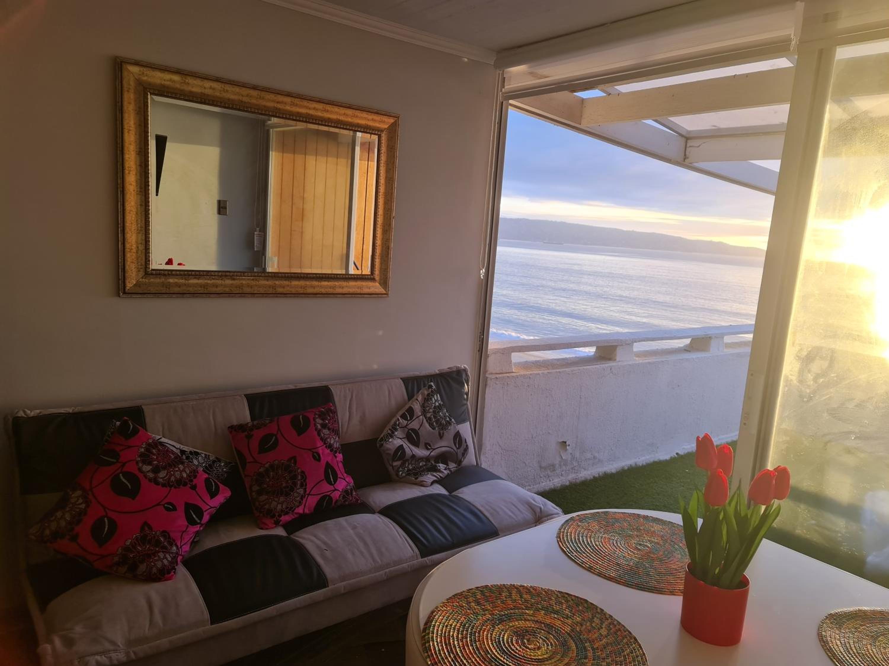 Departamento primera línea frente al mar