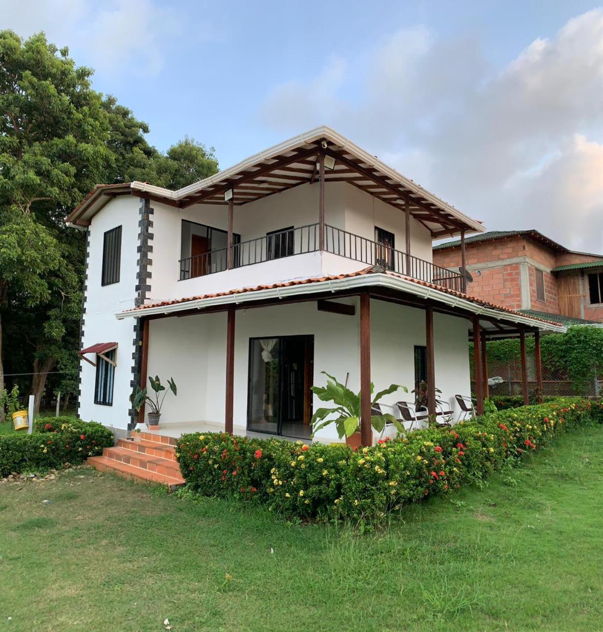 CABAÑA CAMPESTRE VILLA GILMA - COMPLETA PARA GRUPOS Y FAMILIA - Arboletes