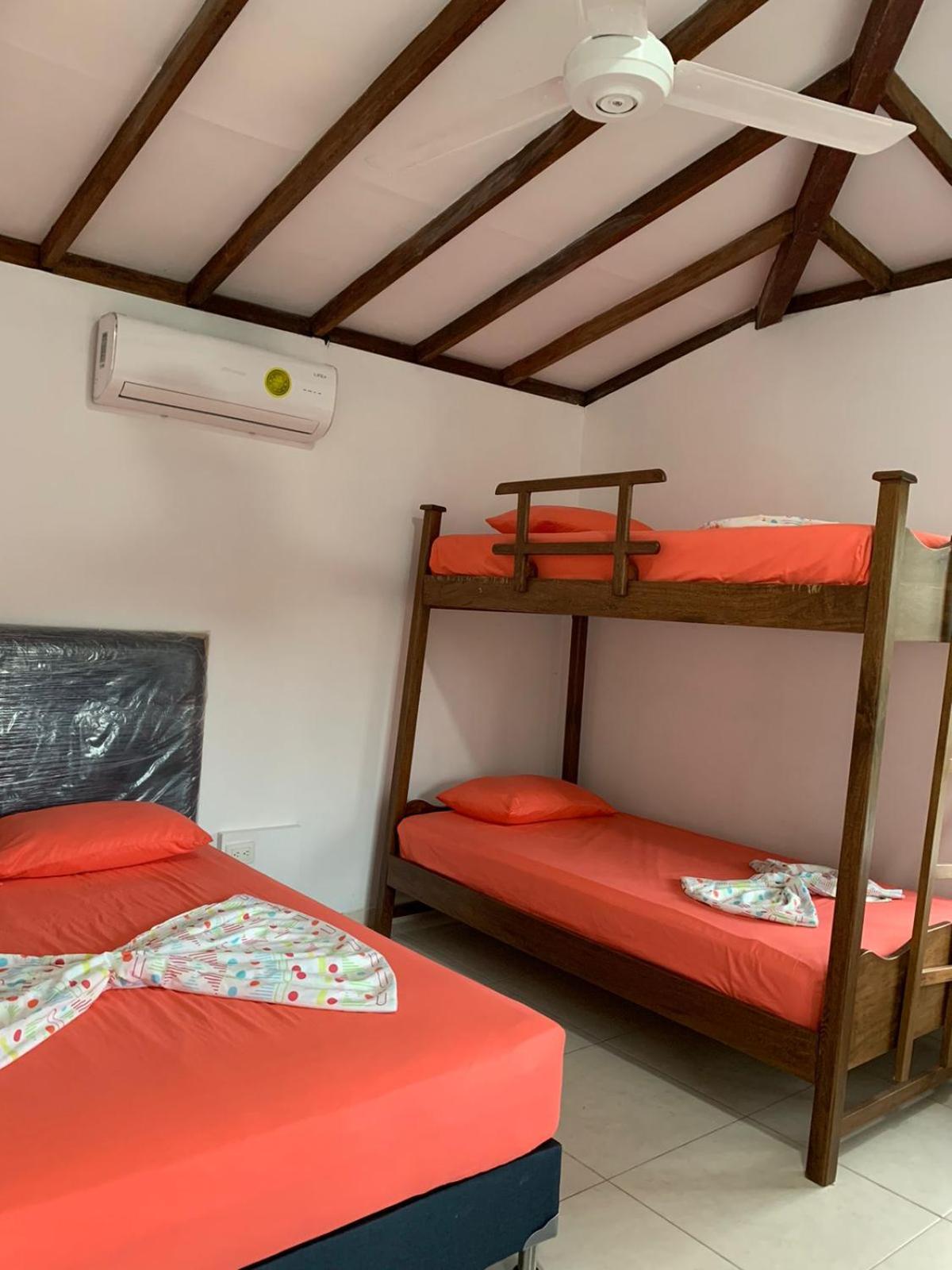 CABAÑA CAMPESTRE VILLA GILMA - COMPLETA PARA GRUPOS Y FAMILIA - Arboletes