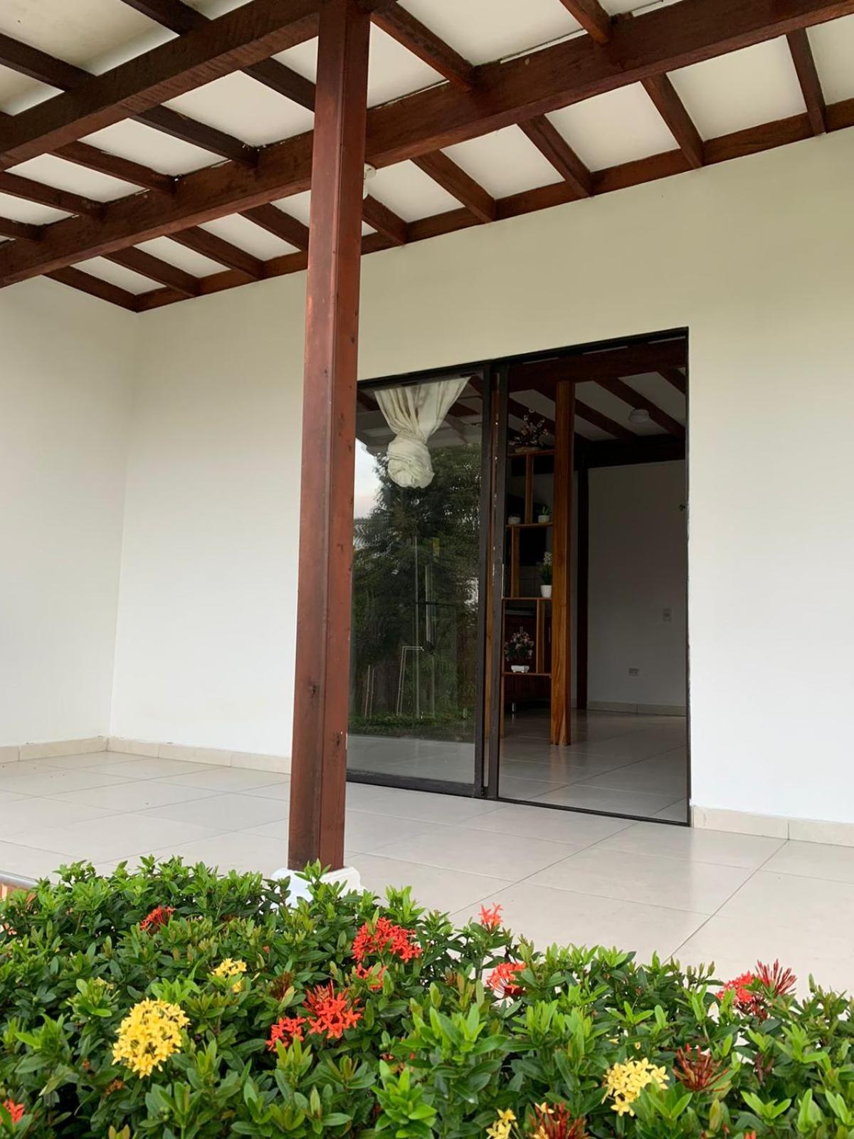 CABAÑA CAMPESTRE VILLA GILMA - COMPLETA PARA GRUPOS Y FAMILIA - Arboletes