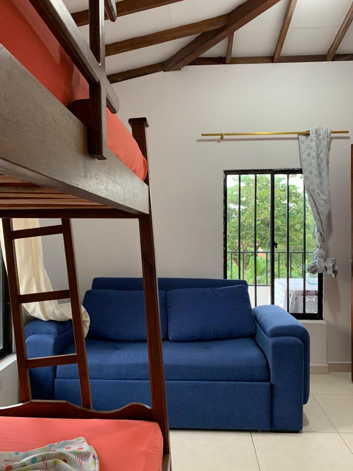 CABAÑA CAMPESTRE VILLA GILMA - COMPLETA PARA GRUPOS Y FAMILIA - Arboletes