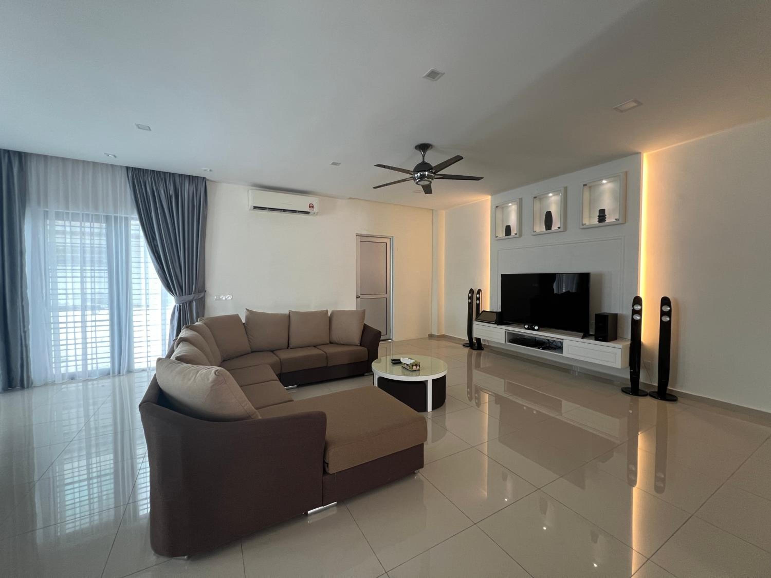Bichrome Marina Island Private Villa Pangkor Lumut photo 1