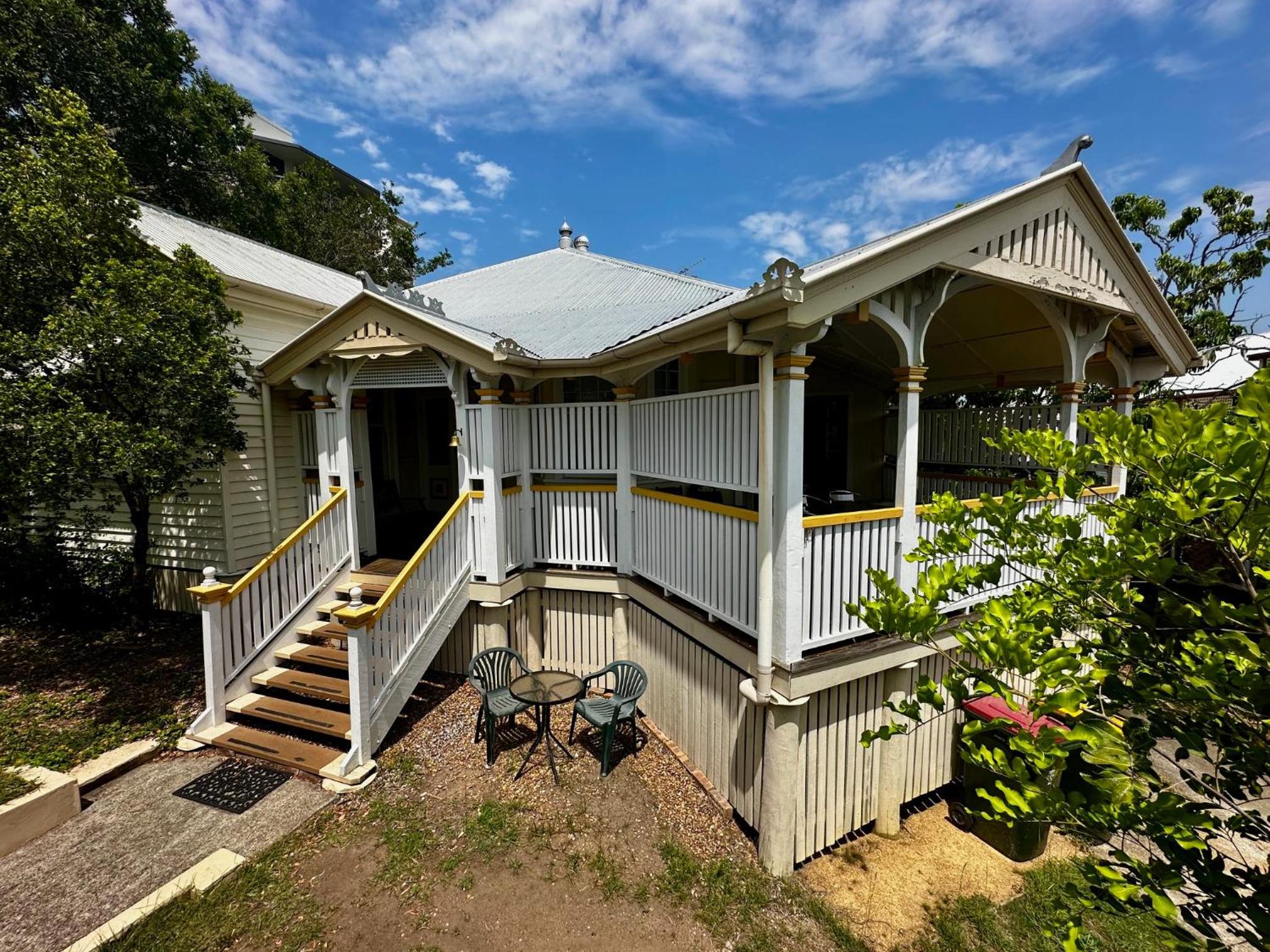 Minto Accommodation Brisbane