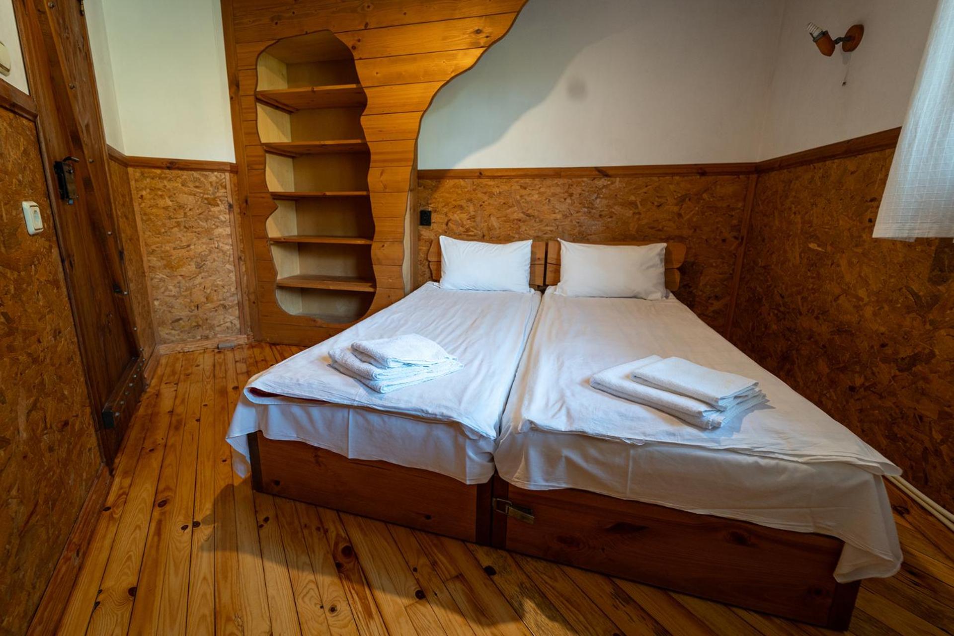 Kandaphery Guest Houses