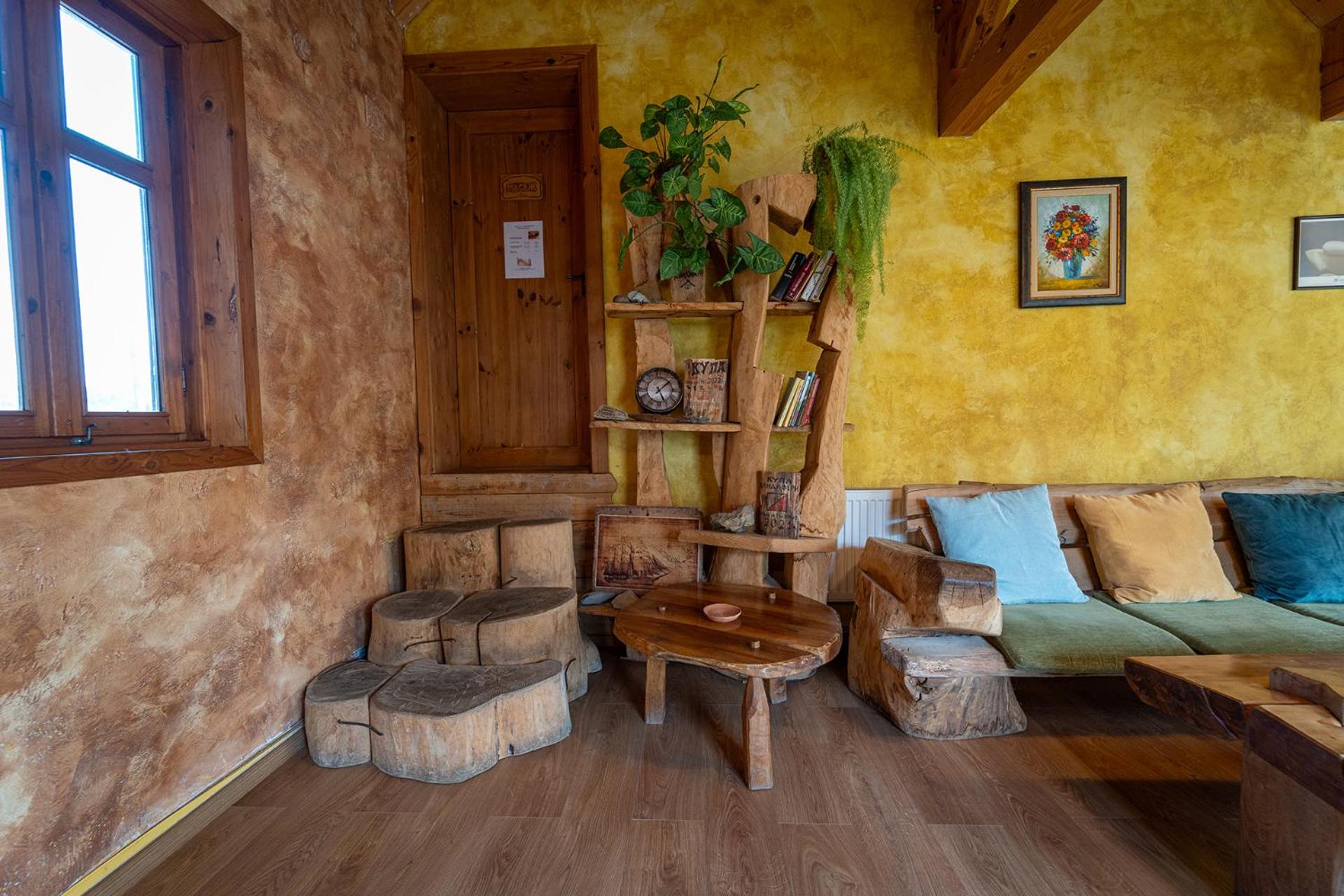 Kandaphery Guest Houses