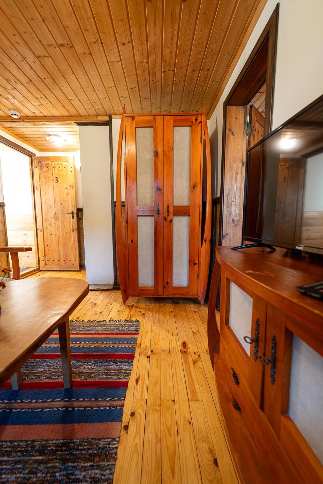 Kandaphery Guest Houses