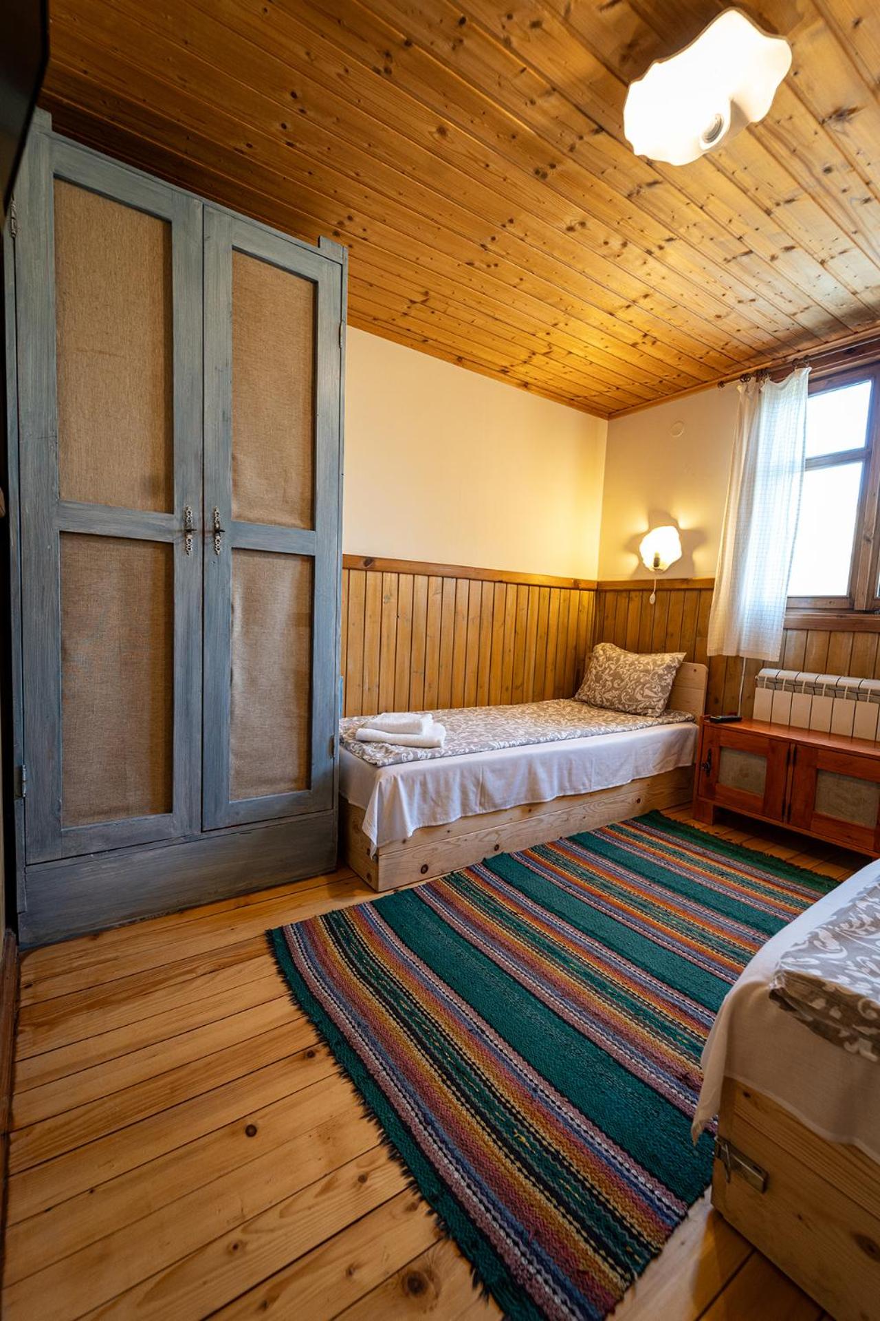 Kandaphery Guest Houses