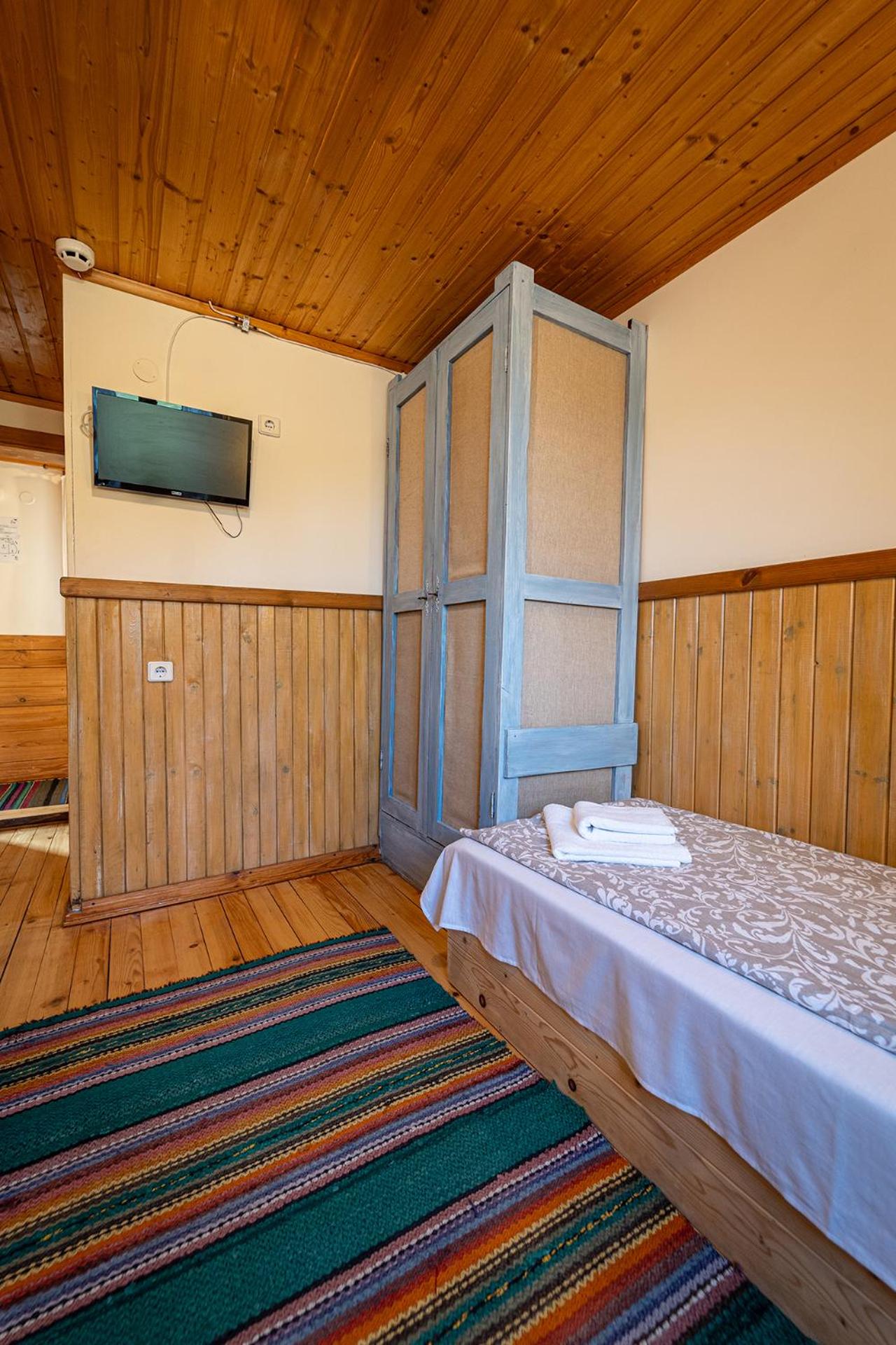 Kandaphery Guest Houses