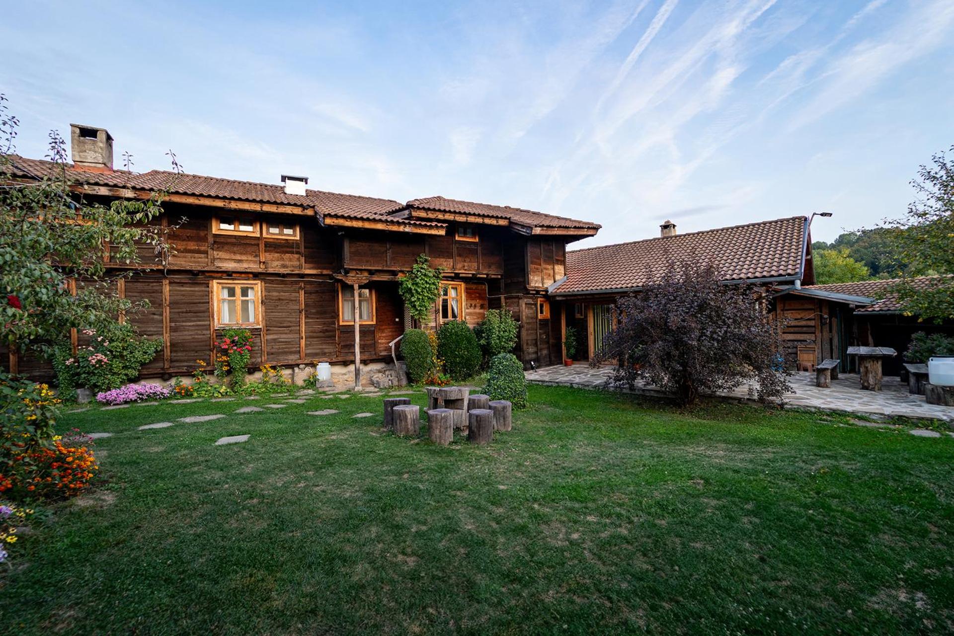Kandaphery Guest Houses