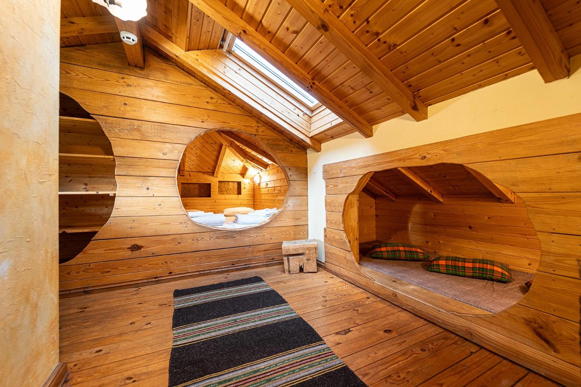 Kandaphery Guest Houses