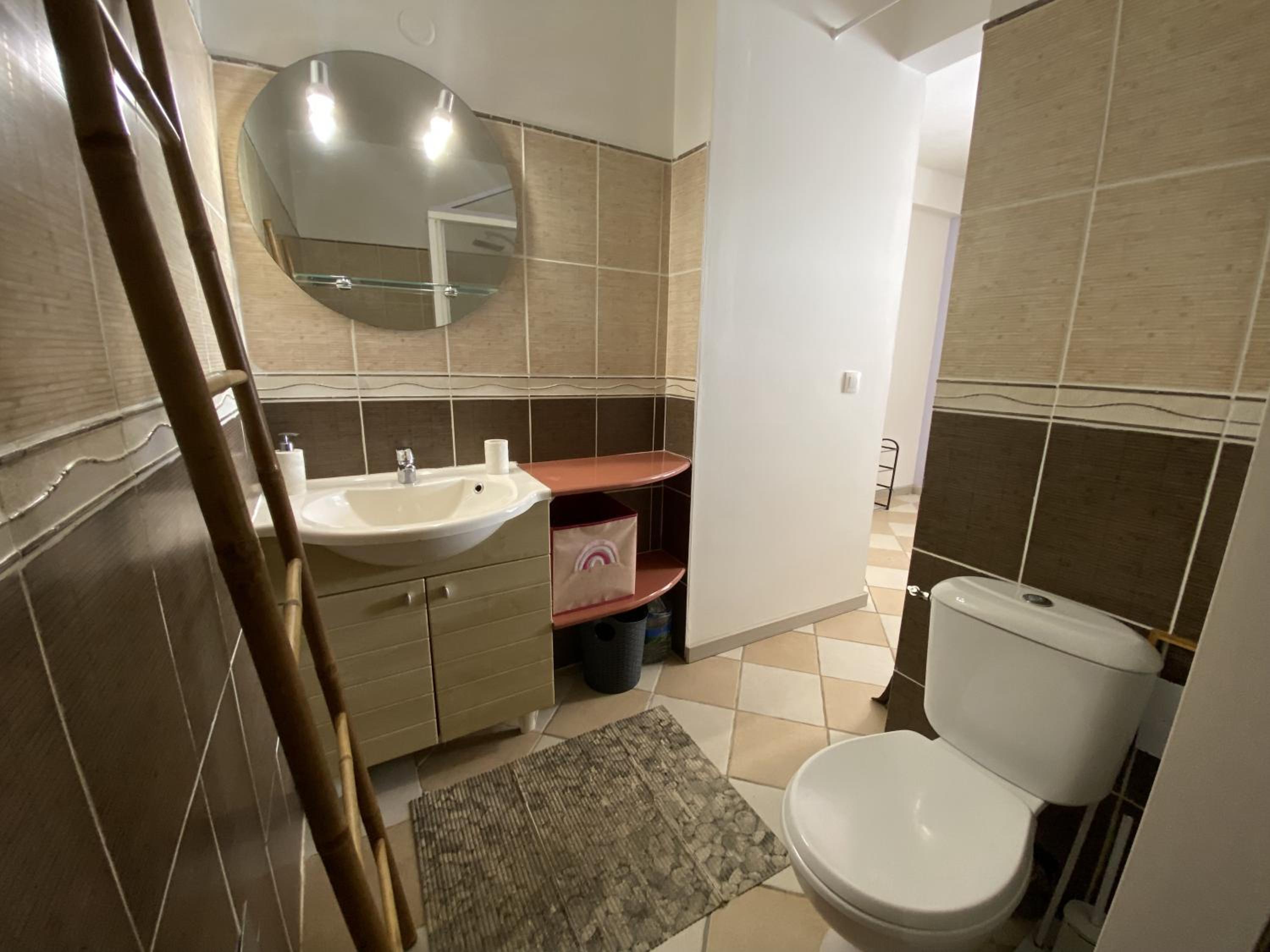 Appartement T2 B - vue campagne view 5