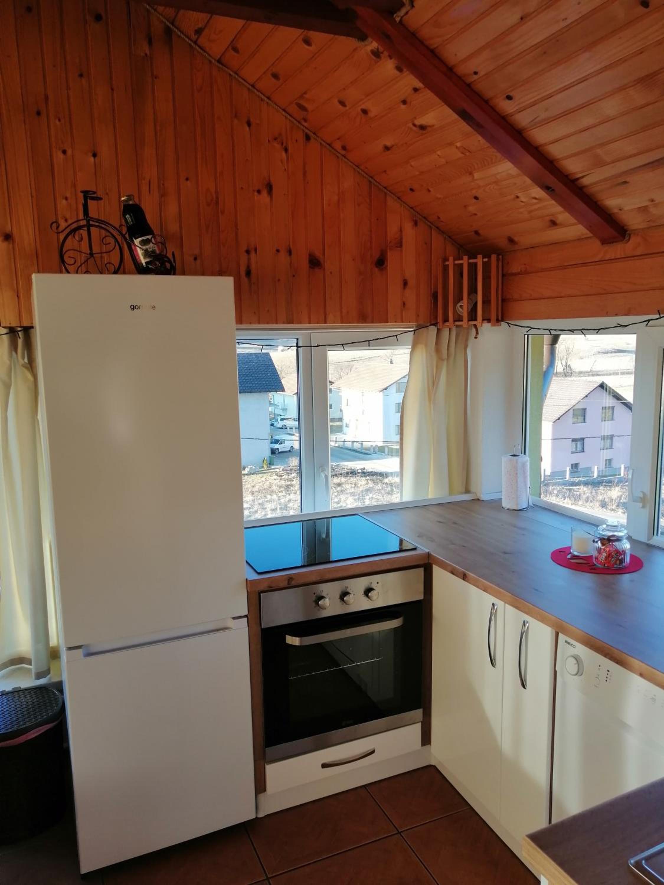 Apartman LELI