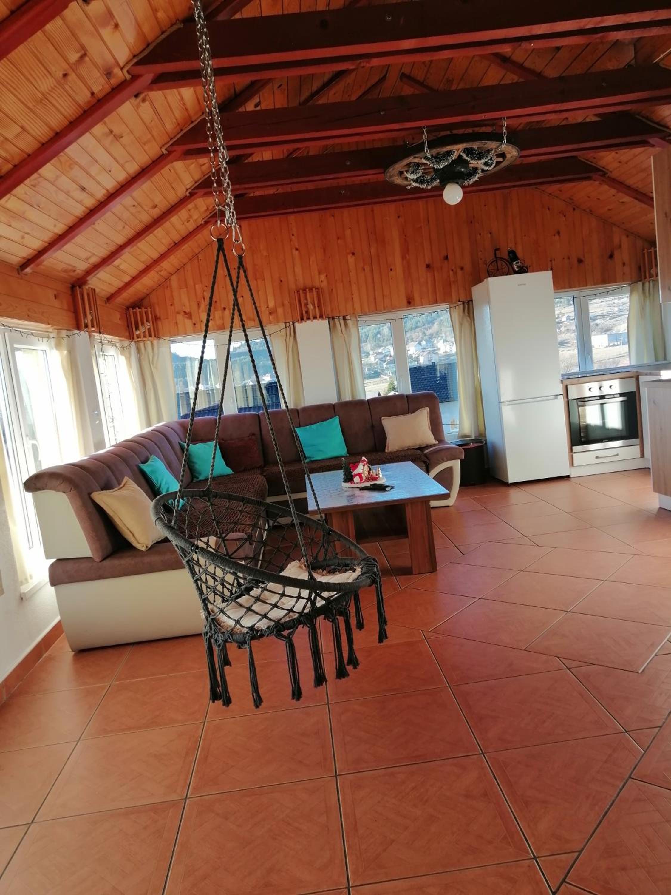 Apartman LELI