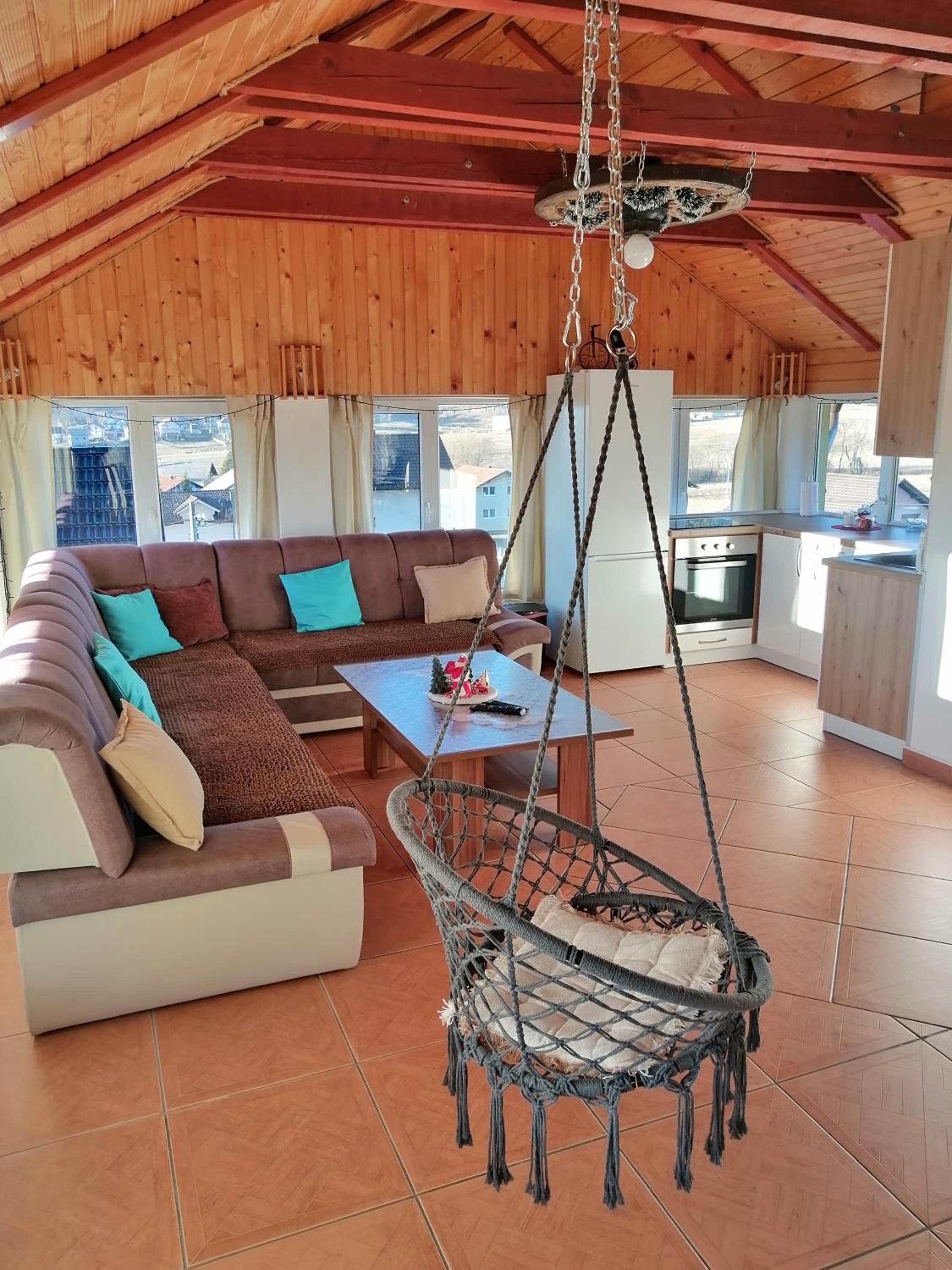Apartman LELI