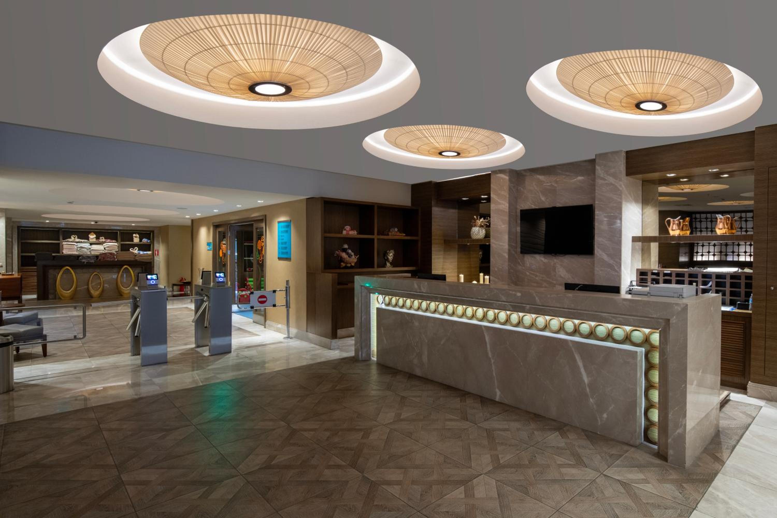 Windsor Hotel & Convention Center Istanbul - Image 43