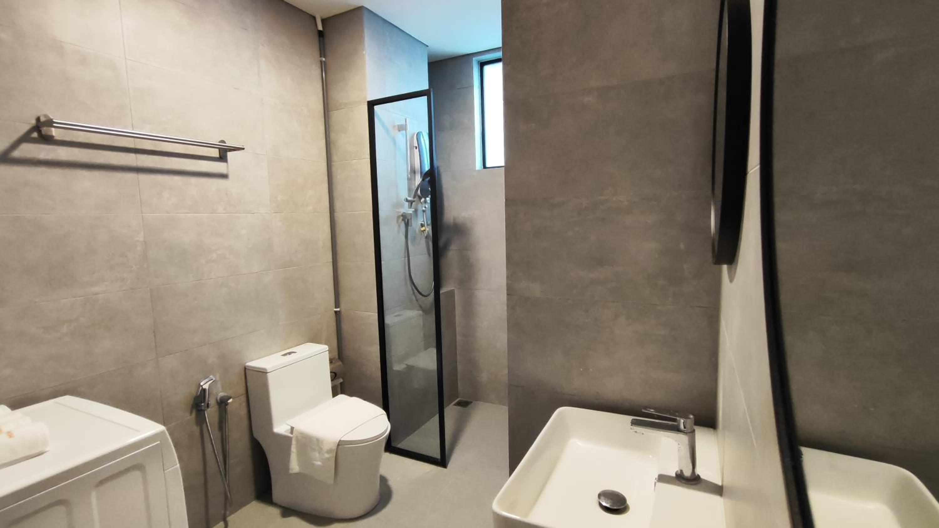 Cubic Botanical Suites Bangsar South by HomeBrickz