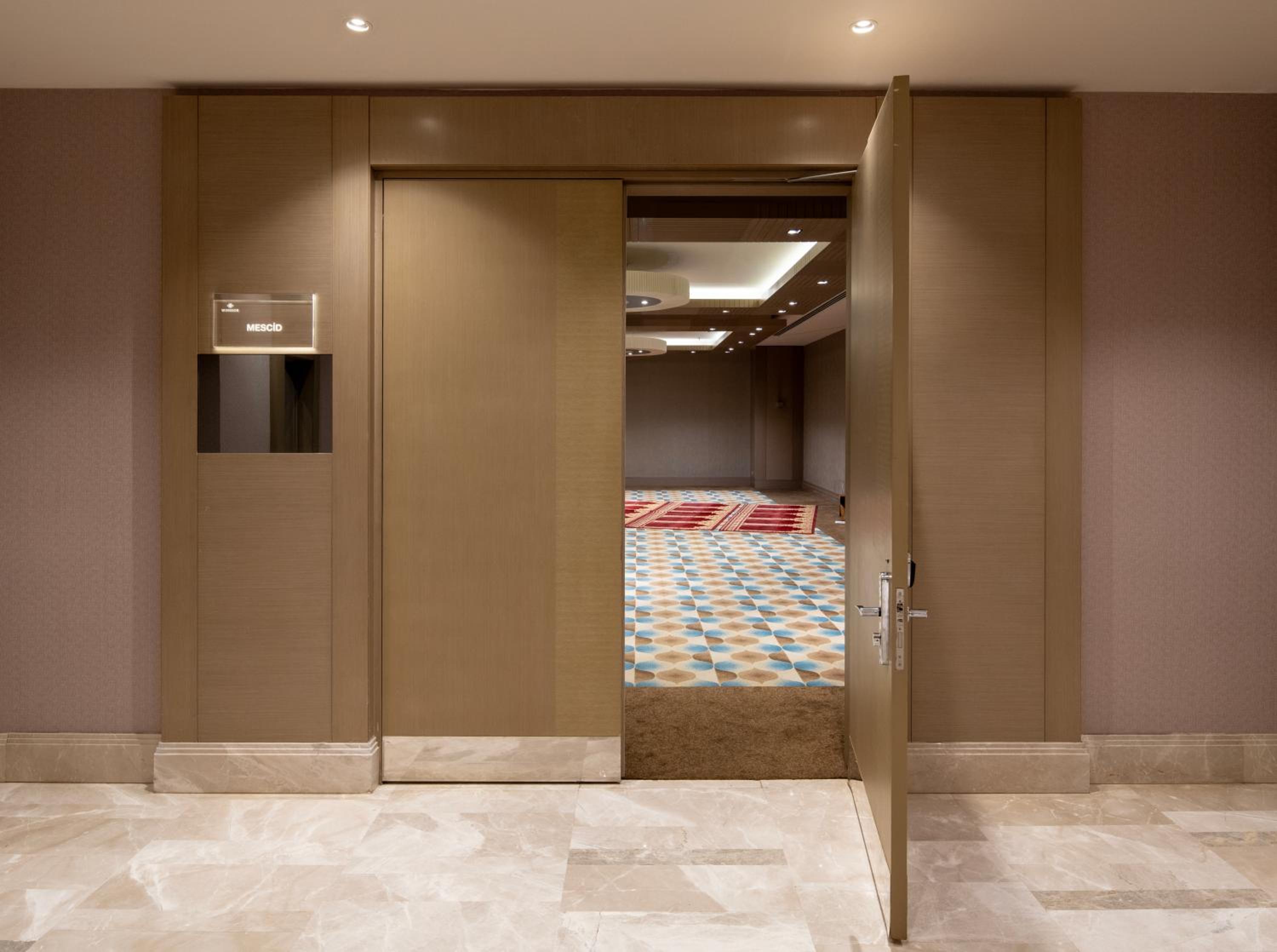 Windsor Hotel & Convention Center Istanbul - Image 114