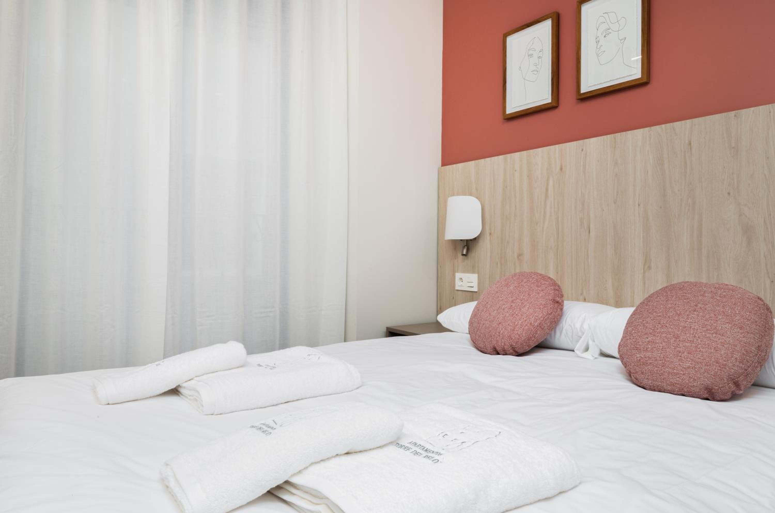 Apartamentos Torre del Reloj
