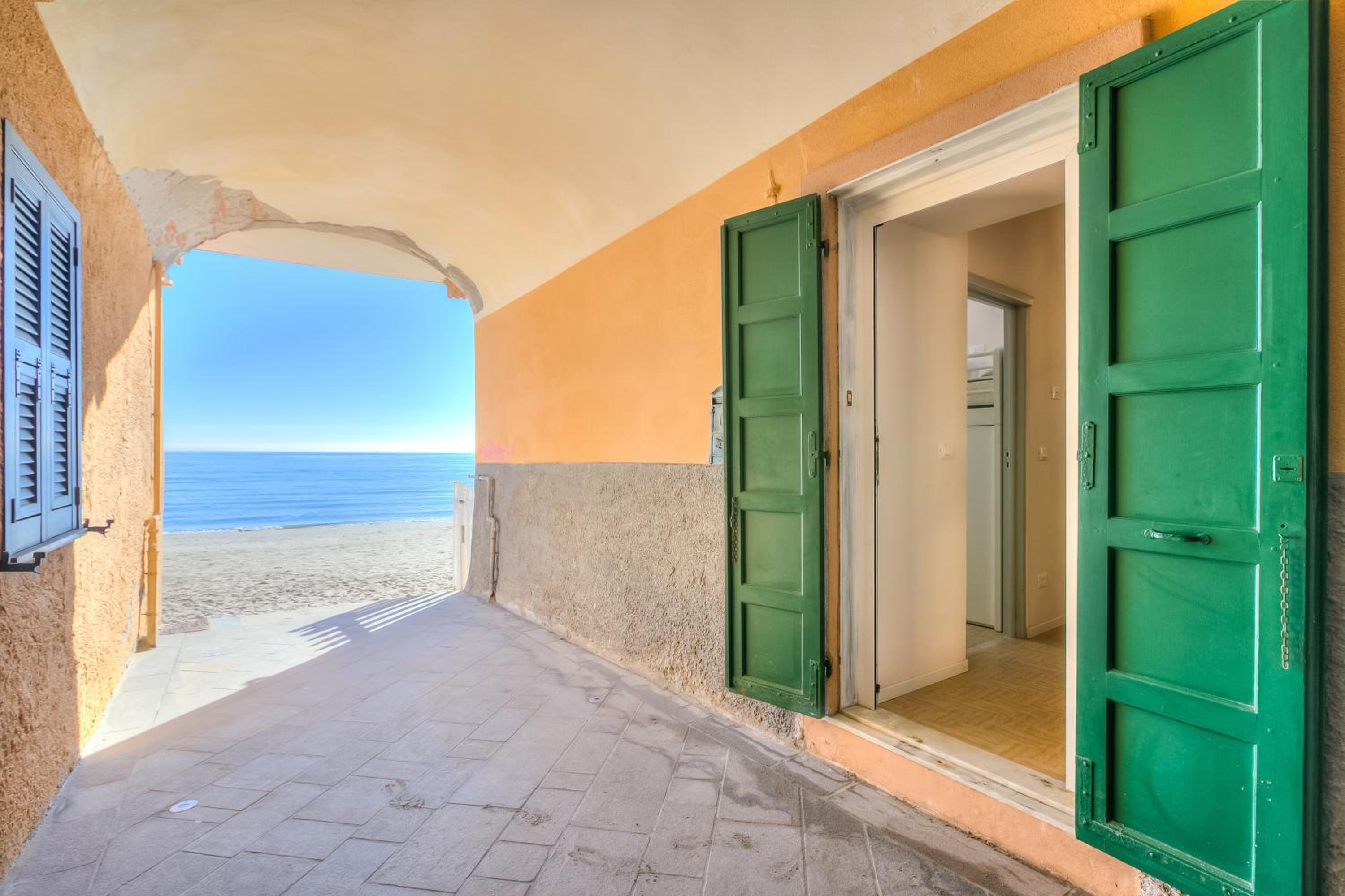 La Casa Sulla Spiaggia - On The Beach- Happy Rentals