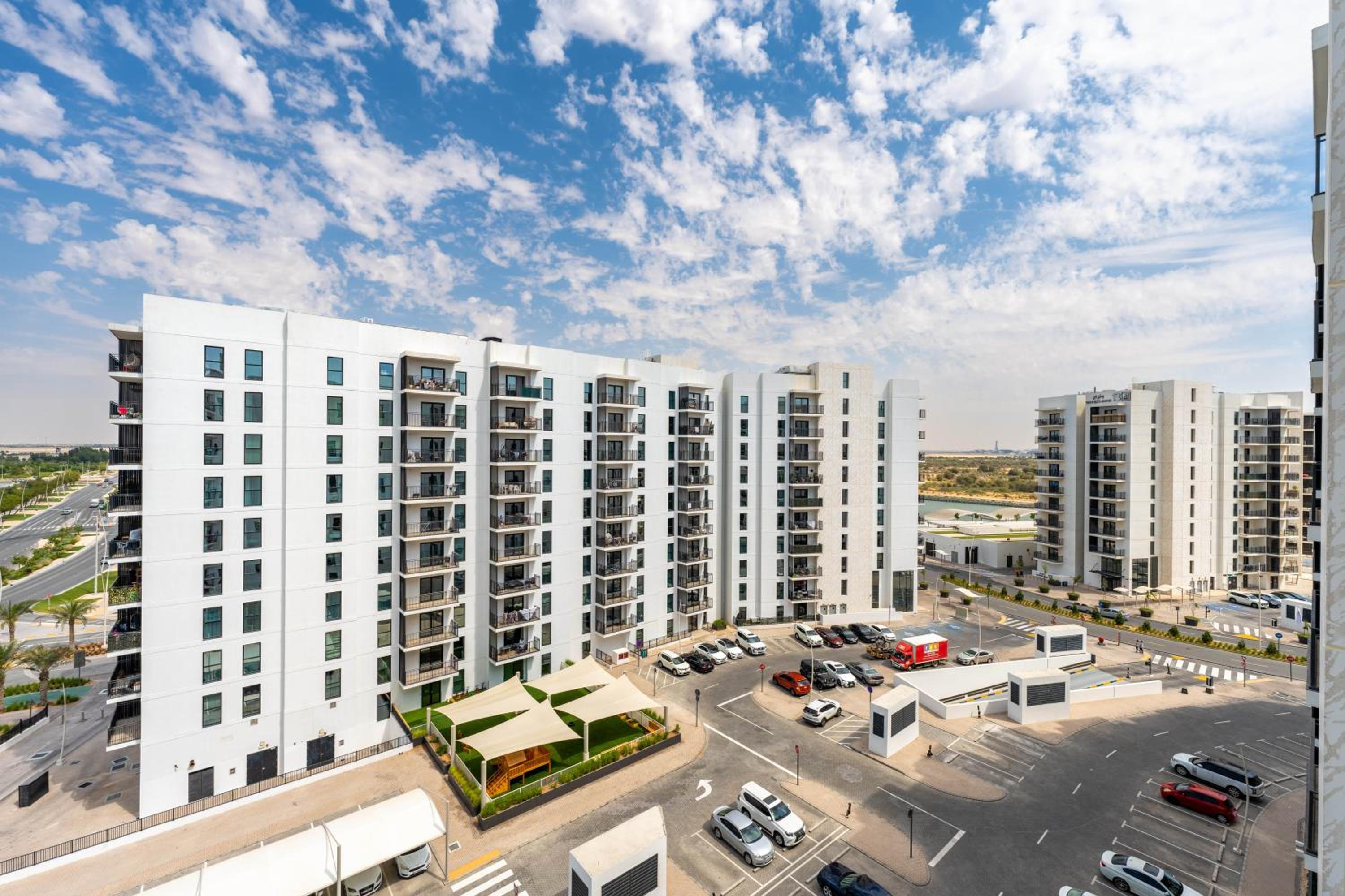 Maison Privee - Chic Apt on Yas Island cls to ALL Main Attractions