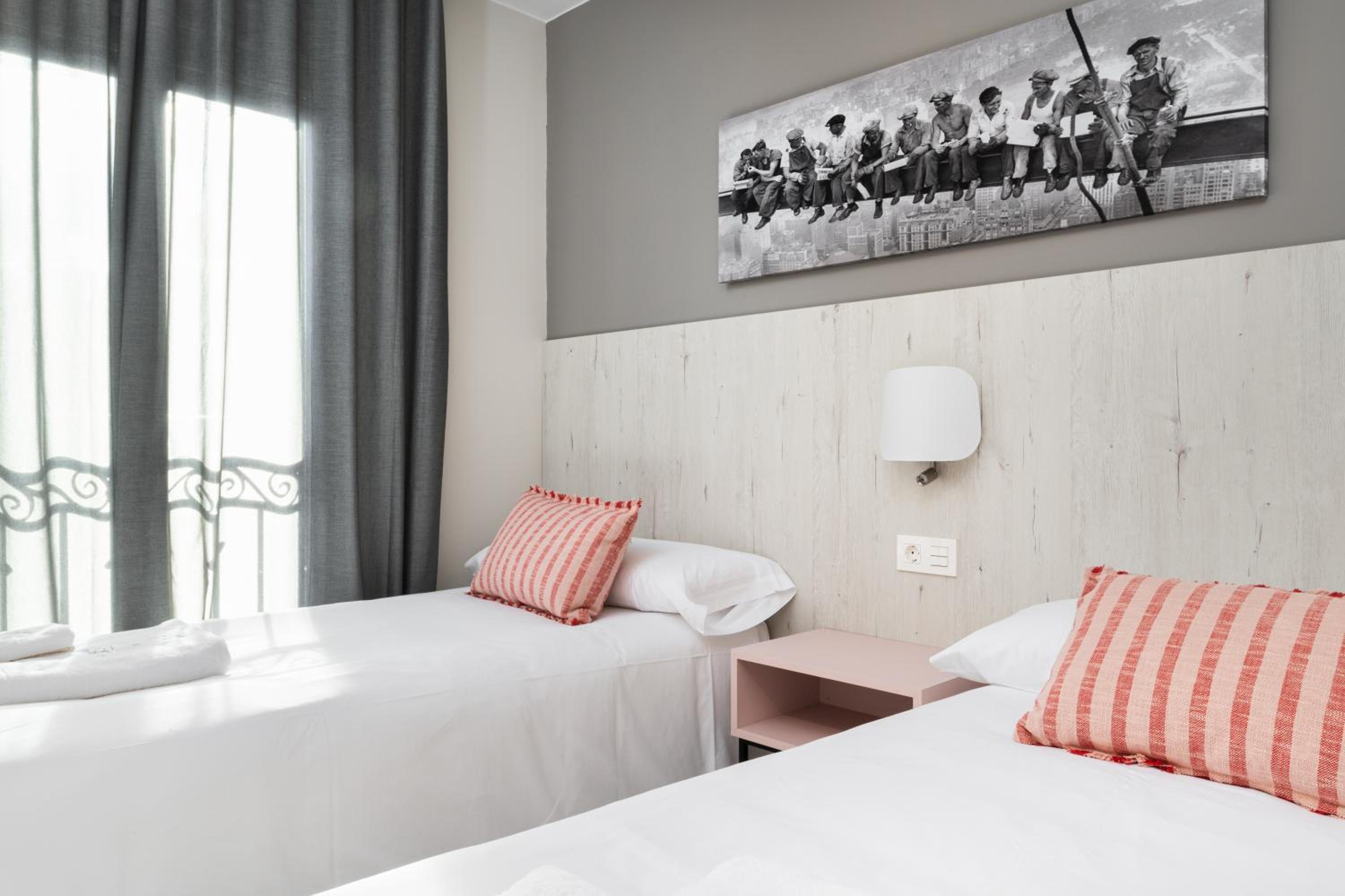 Apartamentos Torre del Reloj