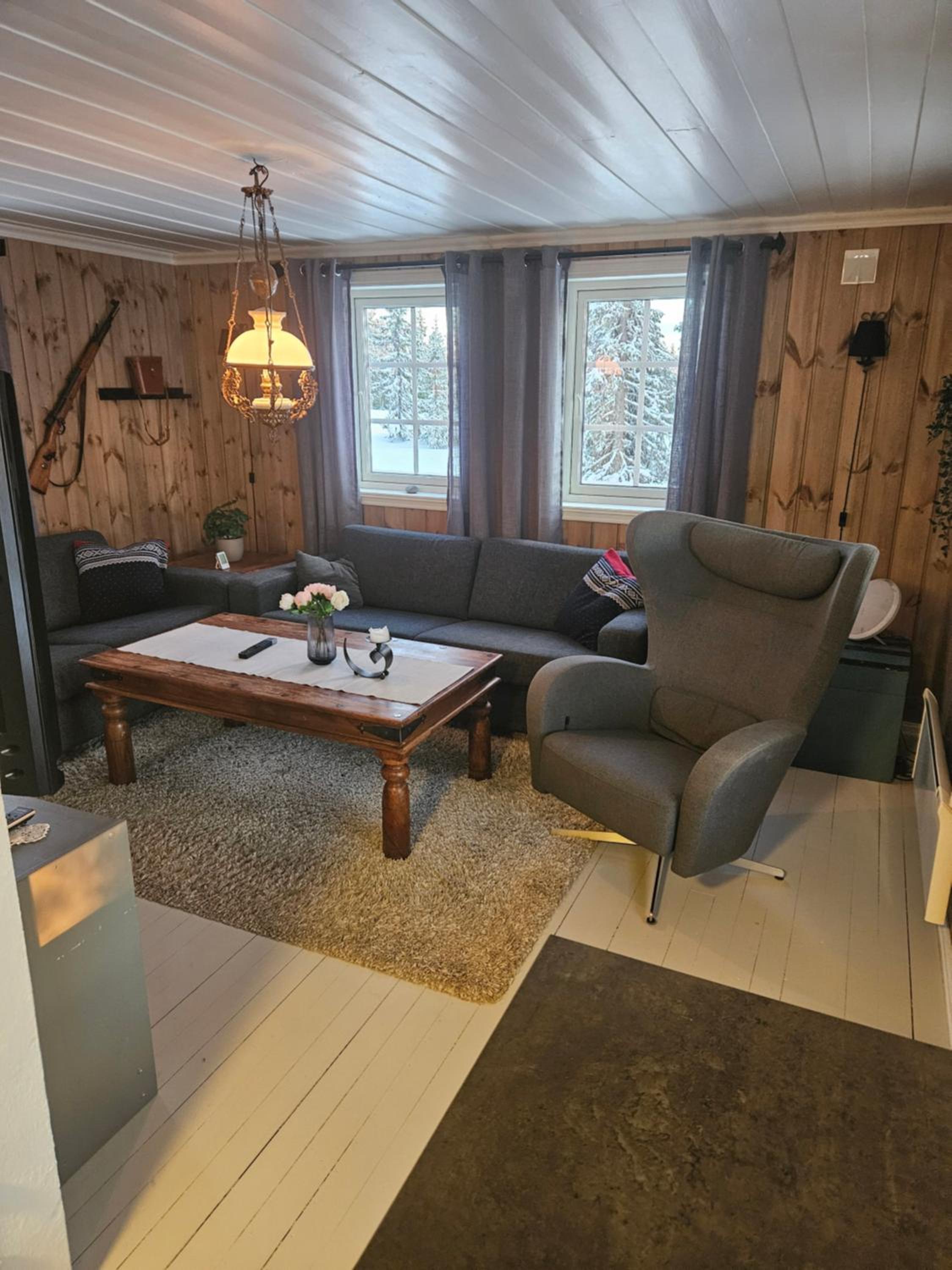 Hytte i Ringsaker (Ljøsheim/Sjusjøen)