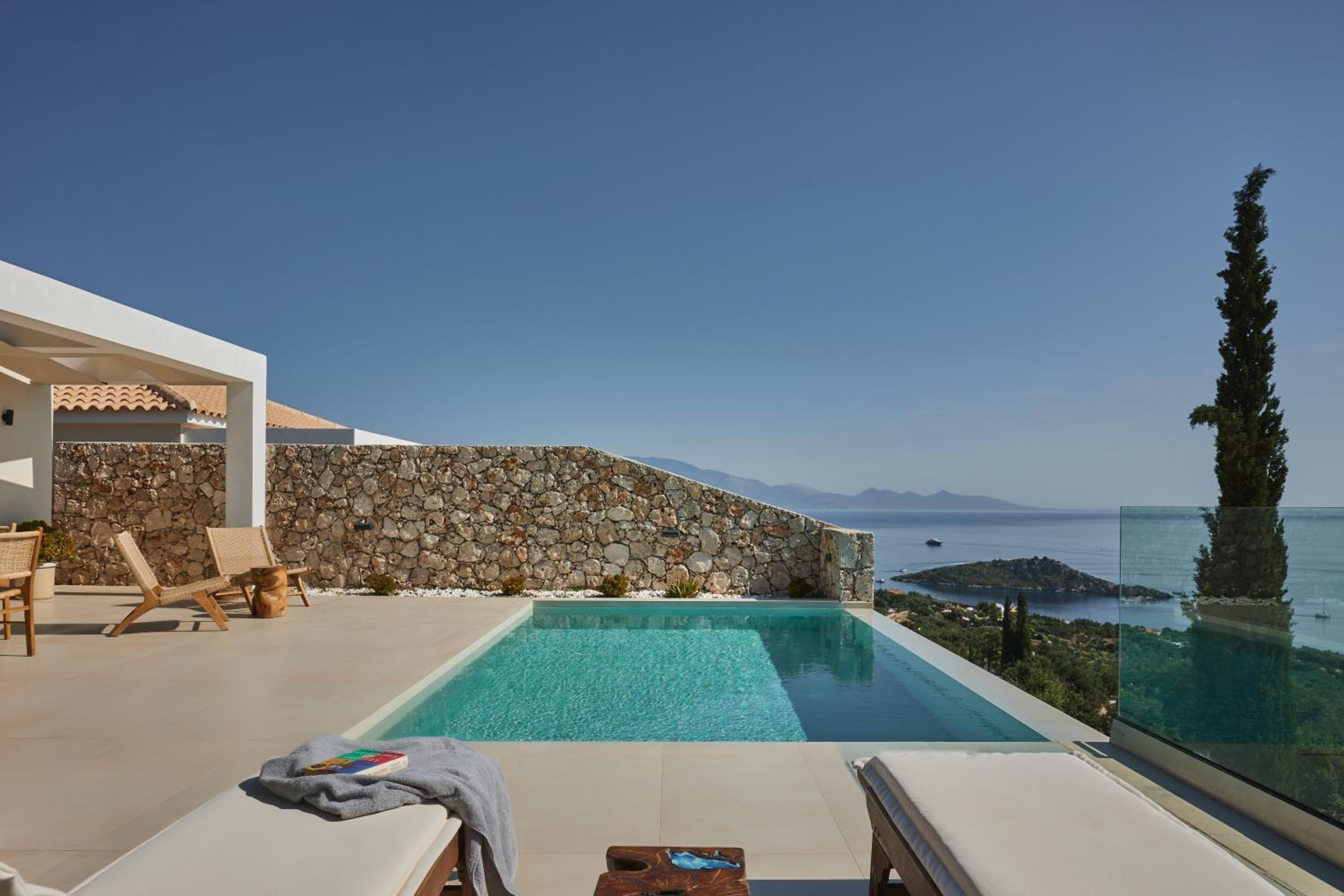 Thelxi's Suite II - Brand New Seaview Suite! view 5