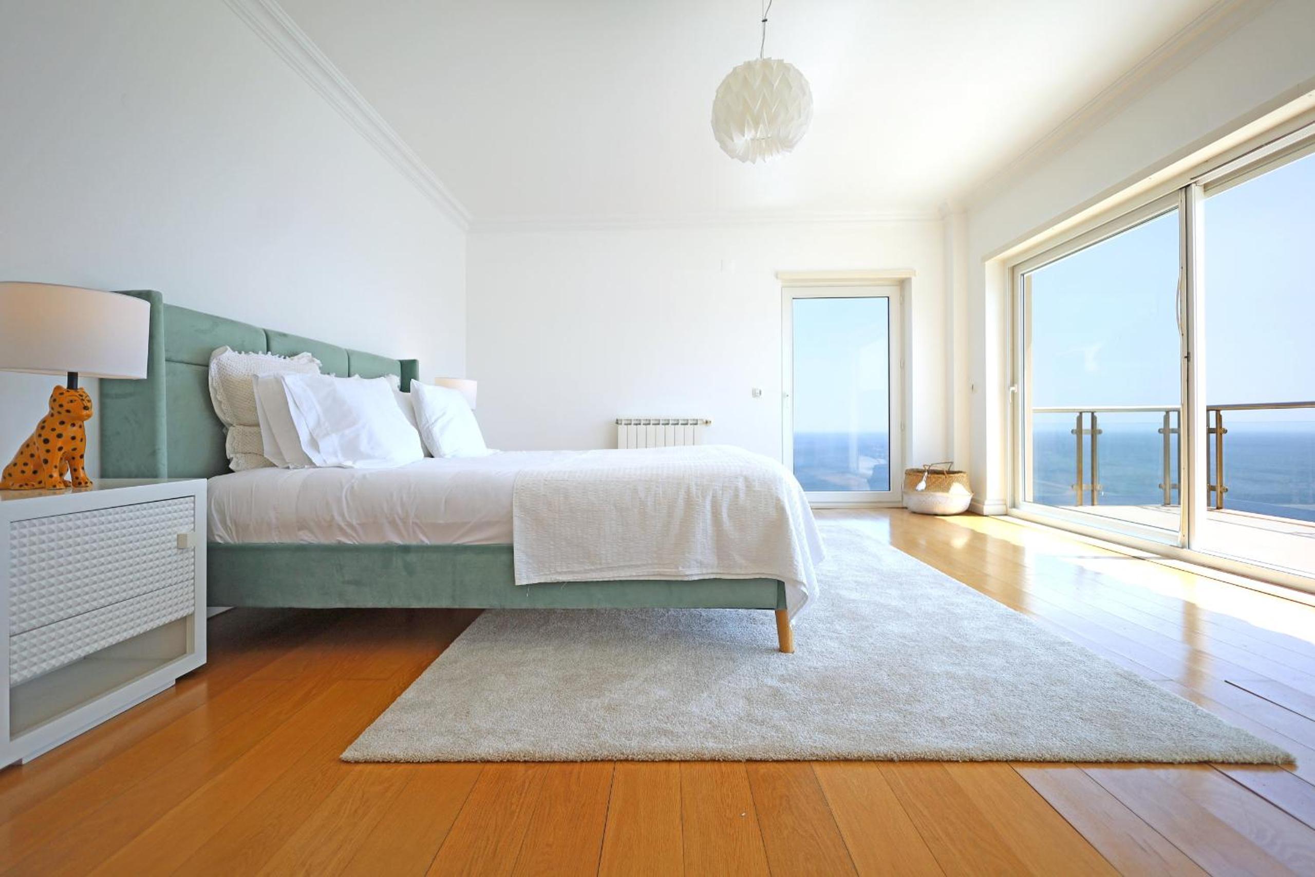 Coastline Arrabida Villa by CadenzaLux