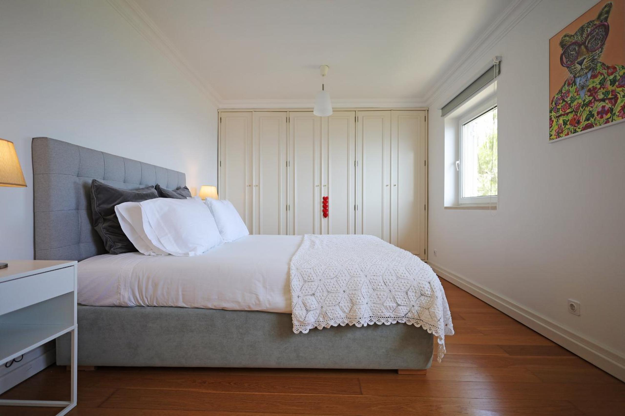 Coastline Arrabida Villa by CadenzaLux