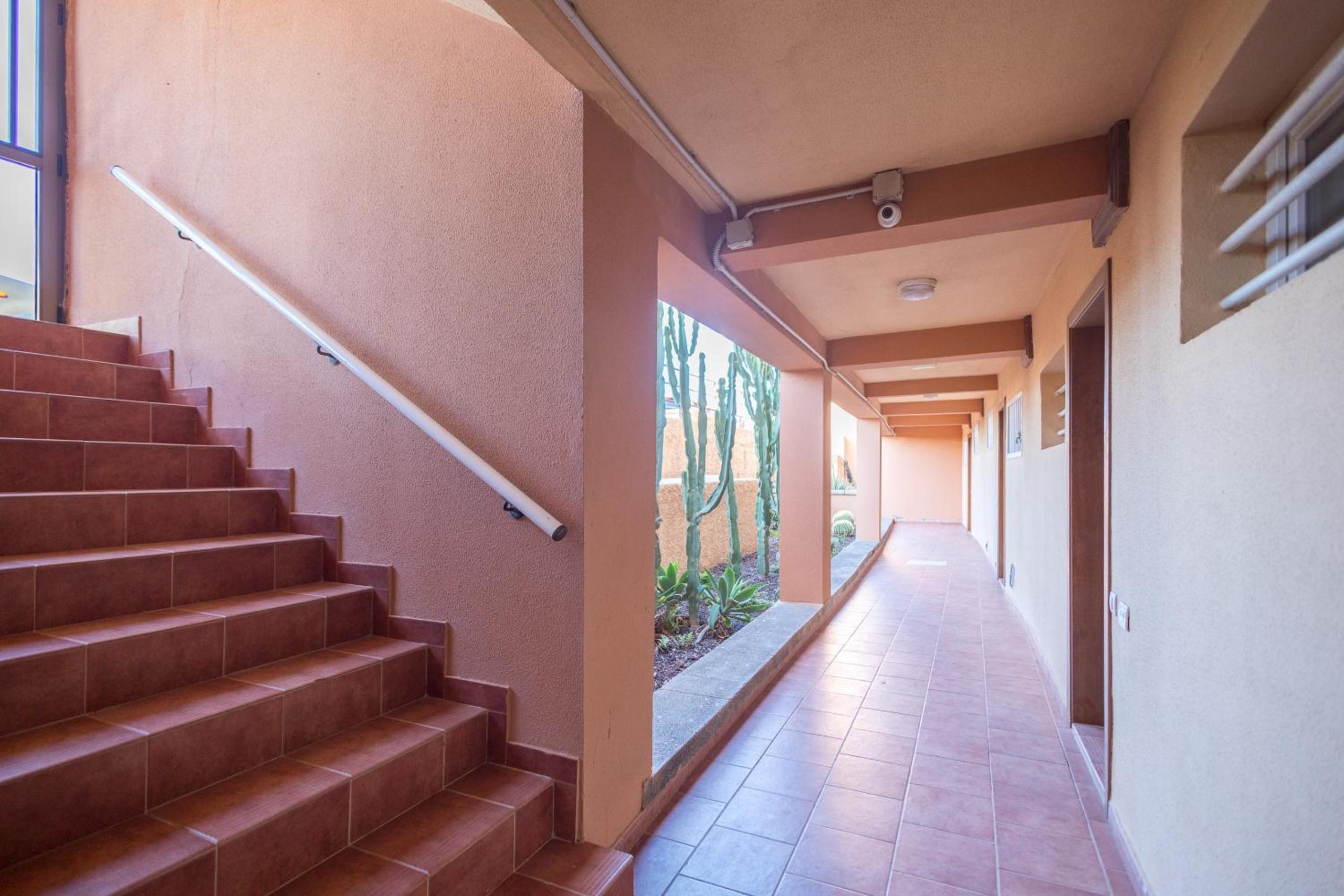 Playa El Burrero con terraza y solarium privado